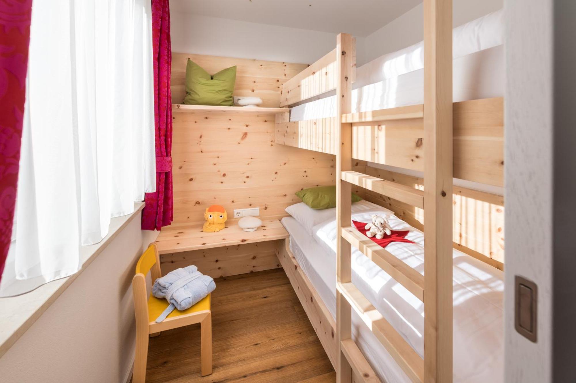 Two-Bedroom Suite,1765855248:JPEG
