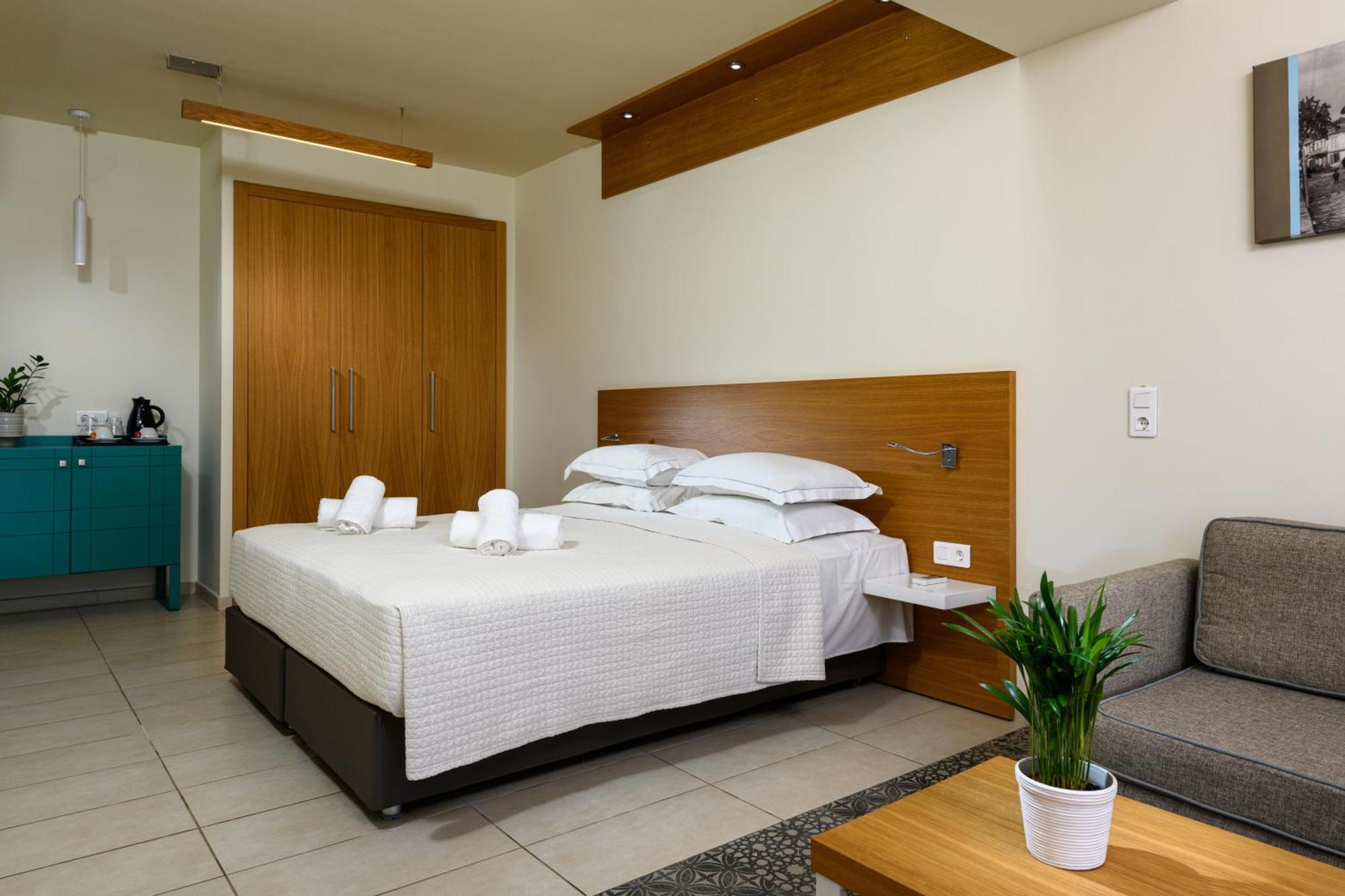 Junior Suite with Private Pool