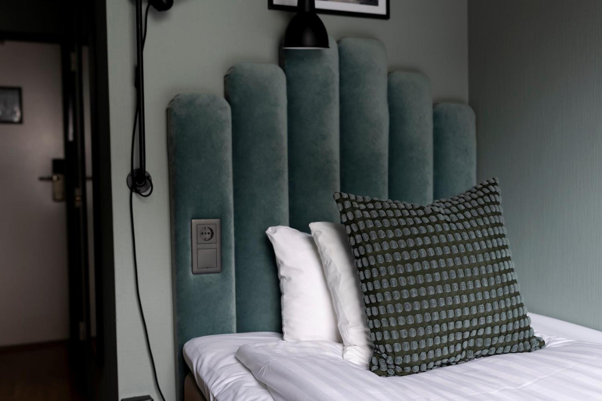 Compact Single Room