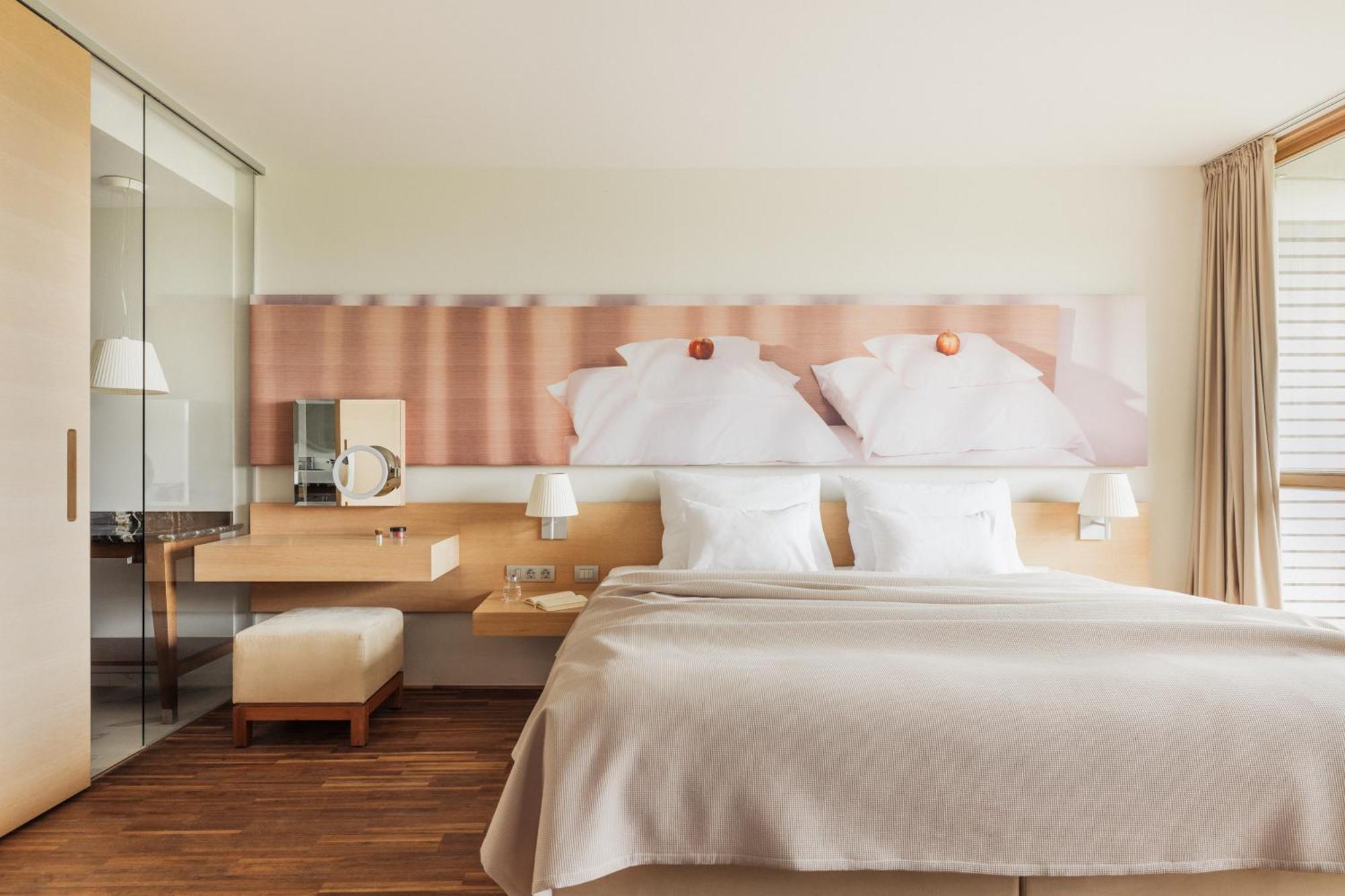 Deluxe Room with Balcony