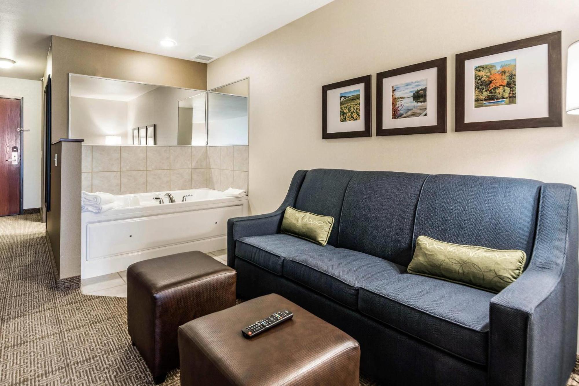 King Suite with Sofa Bed