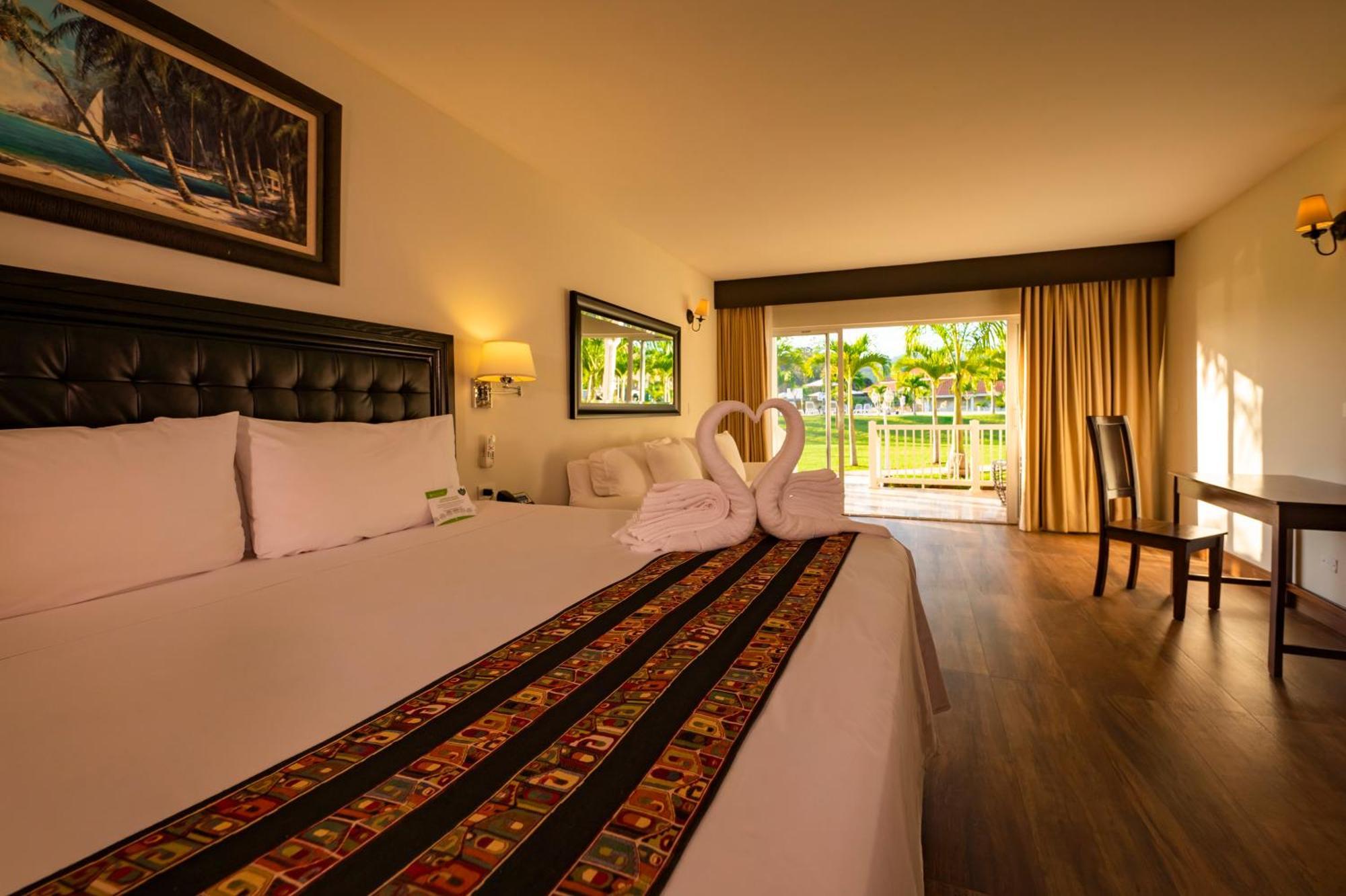 Superior King Suite