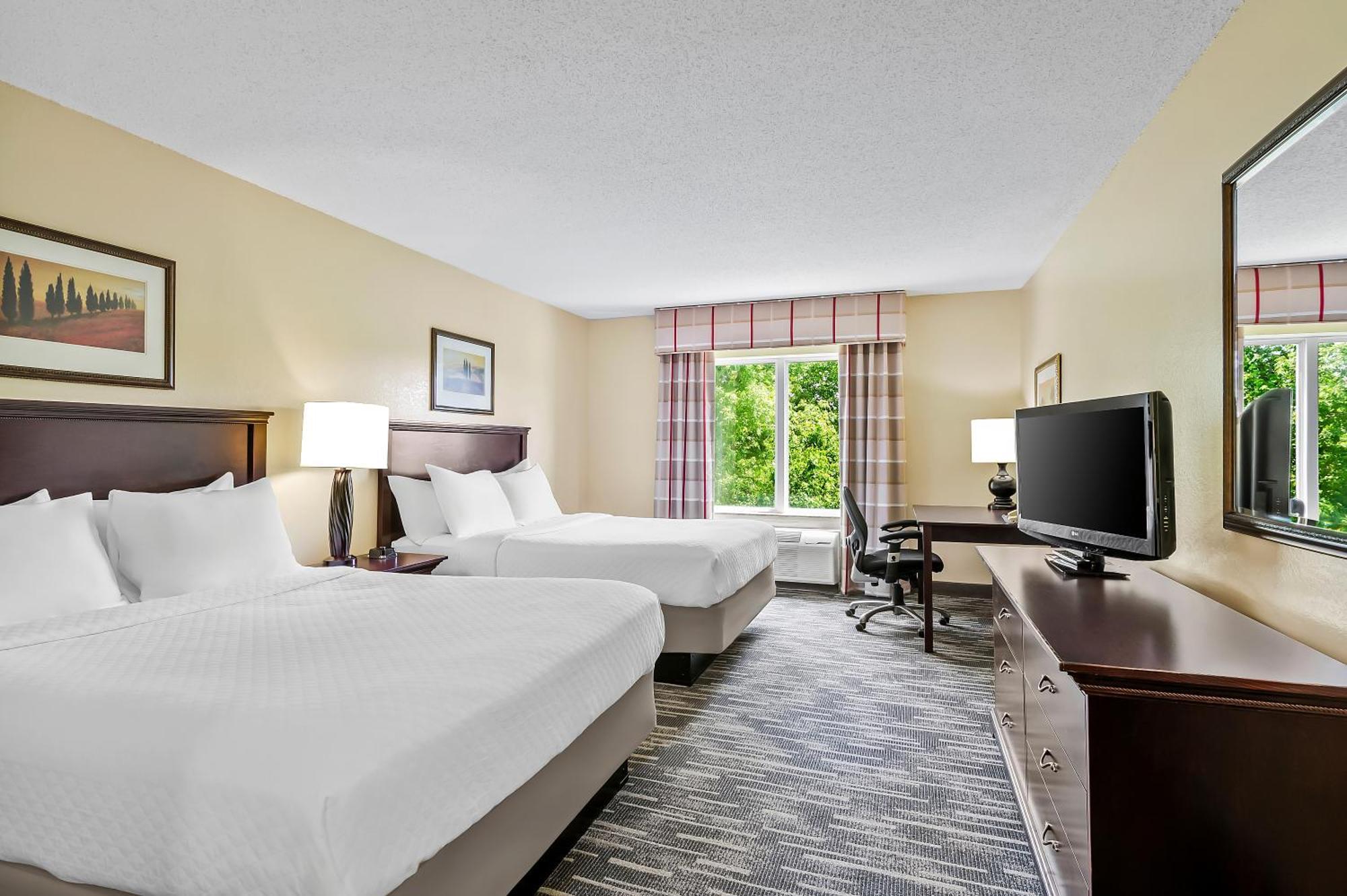 Standard Queen Room with Two Queen Beds - Non-Smoking