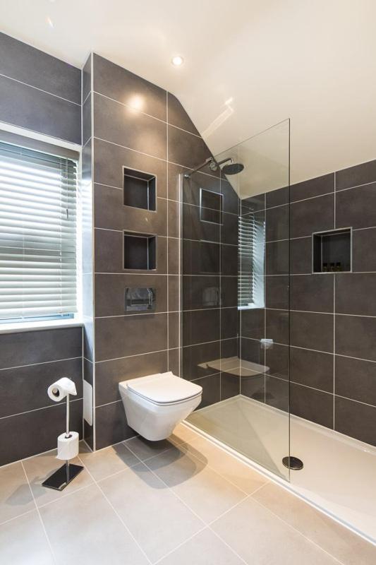 King Room with Air Conditioning