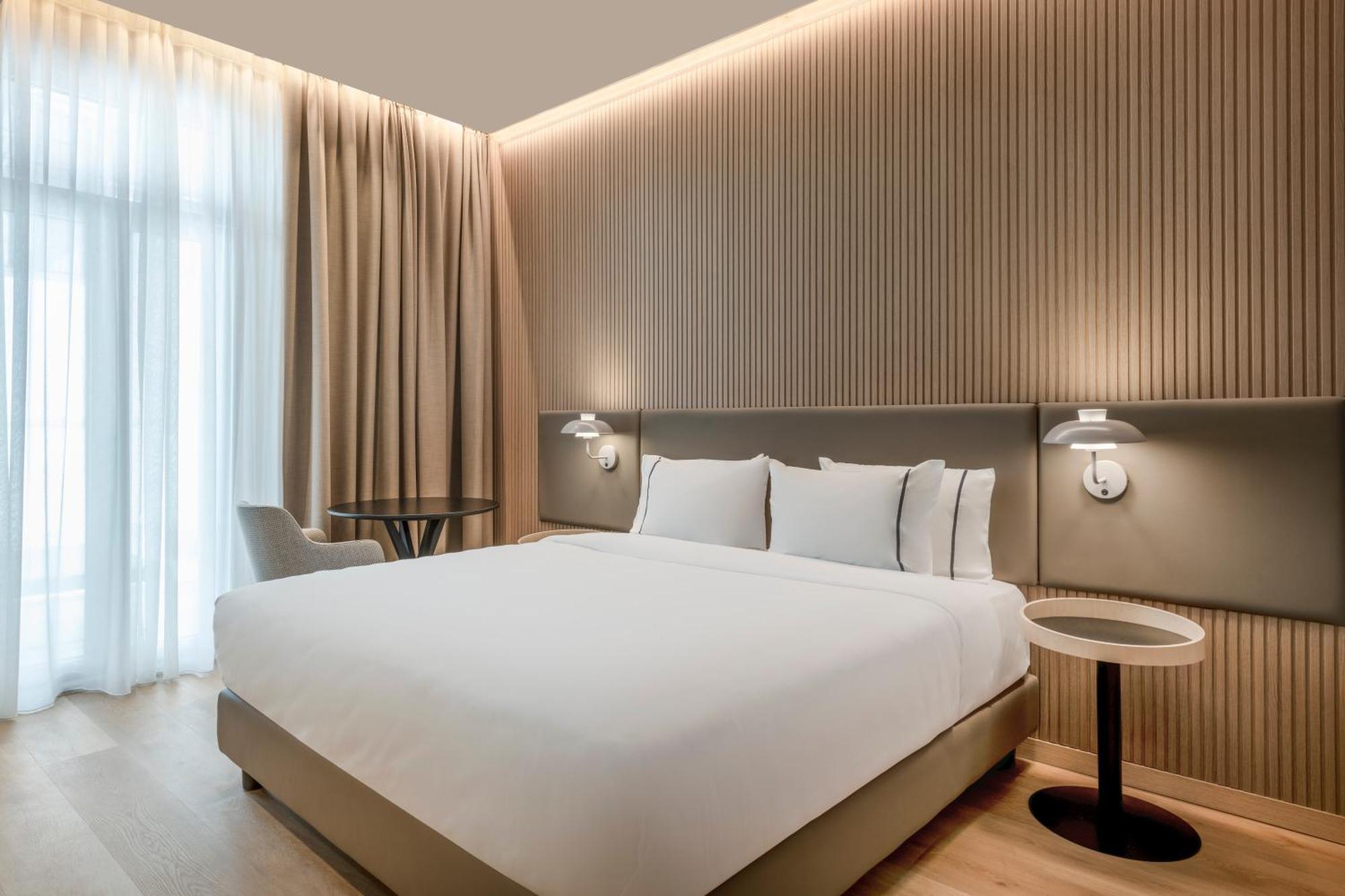 Habitación Estándar con cama grande y vistas al puerto
