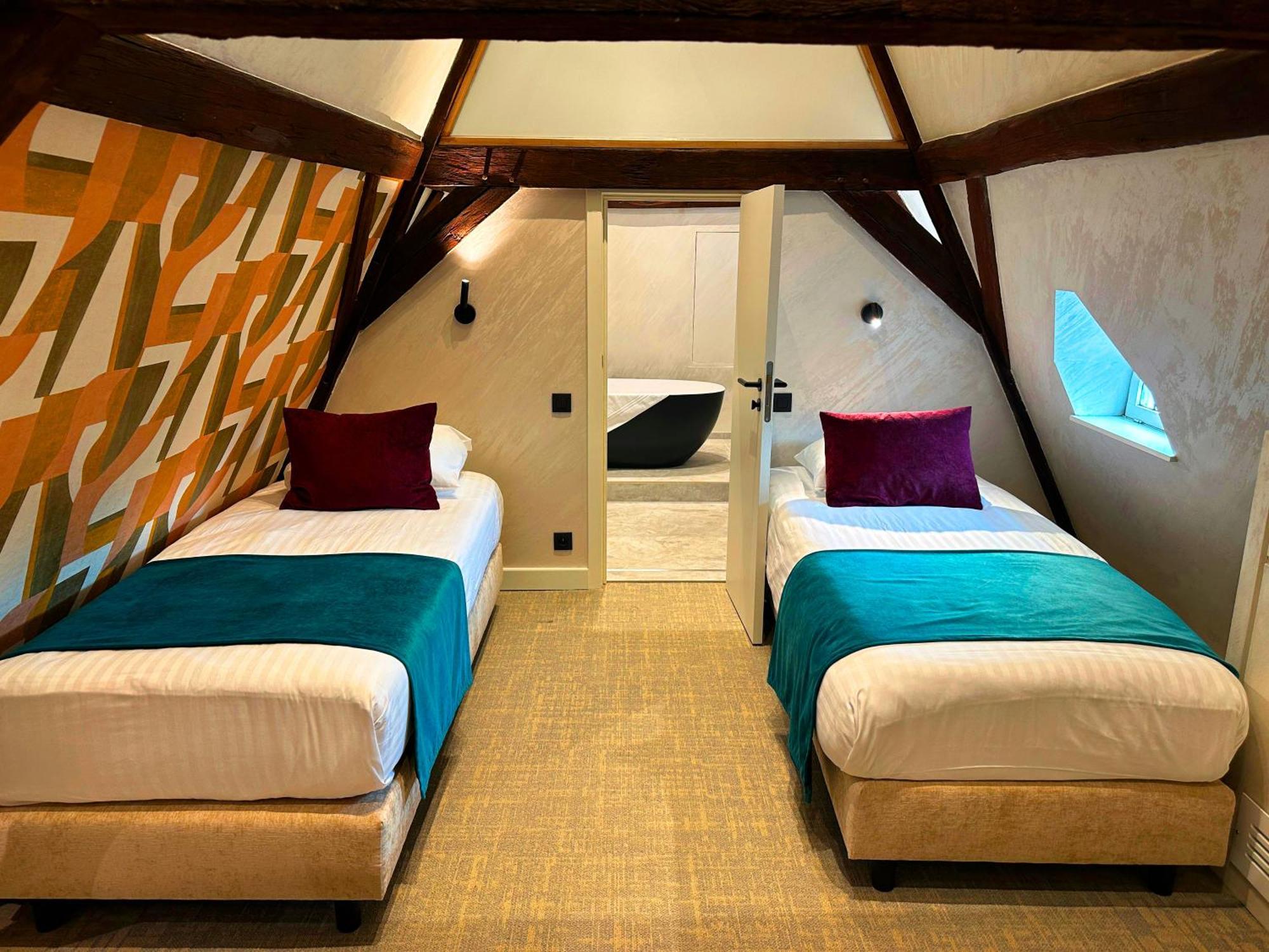 Family Suite,1683813321:JPEG