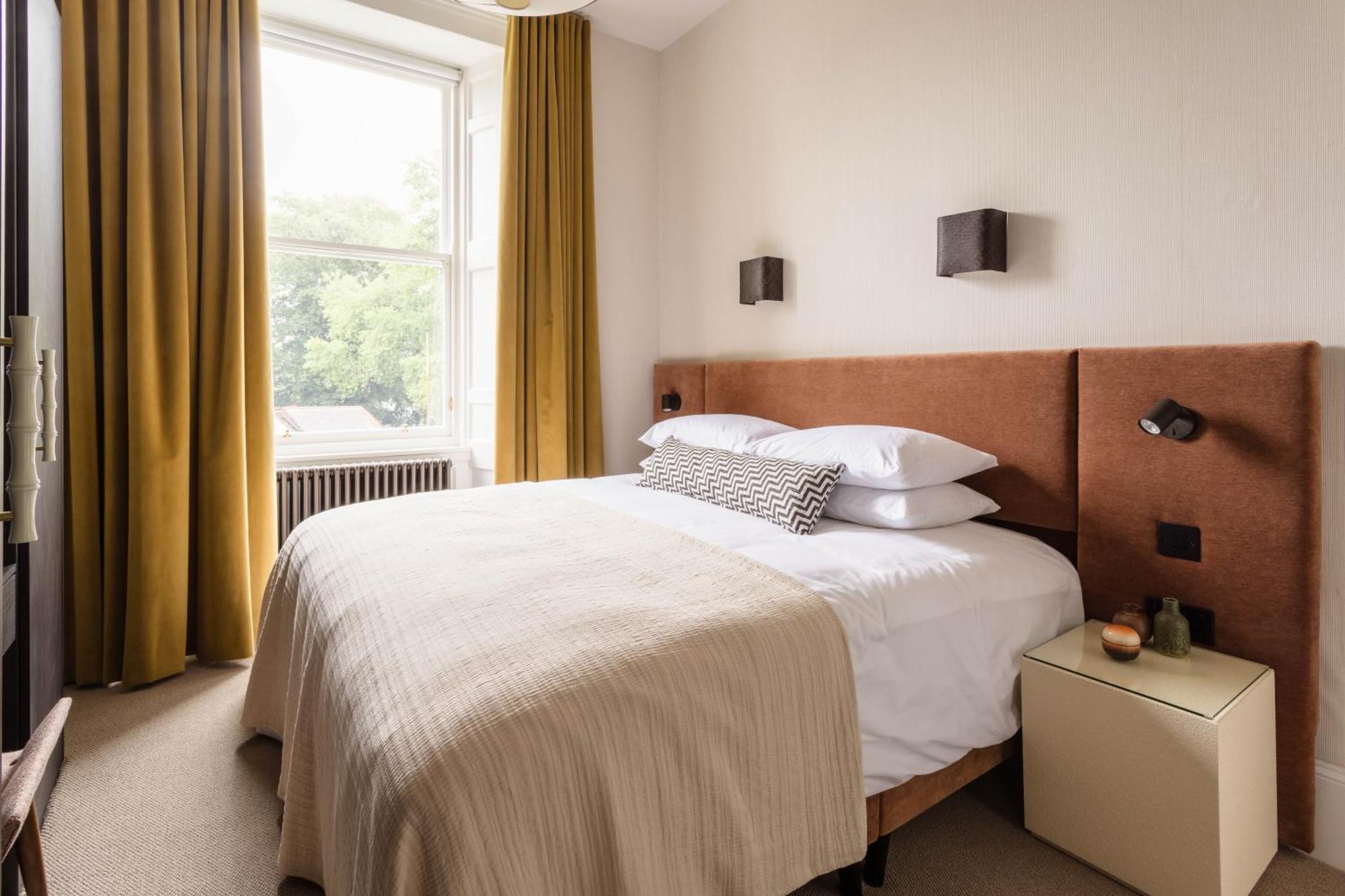 Double Room Garden View Turnbull