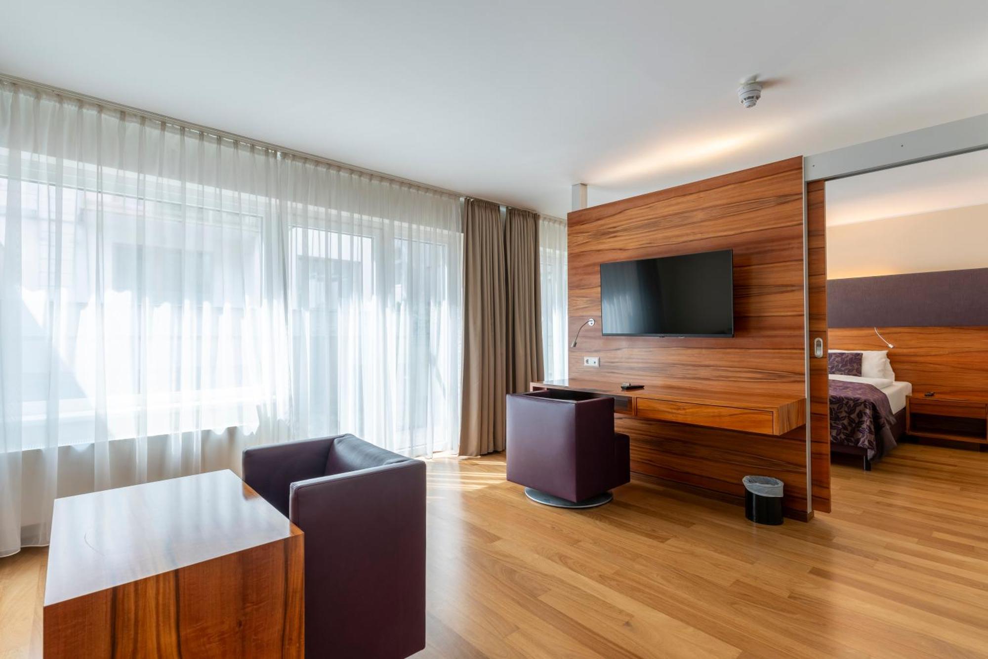 One-Bedroom Apartment with Balcony