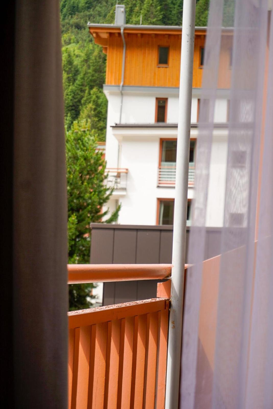 Classic Double Room,1688812821:JPEG