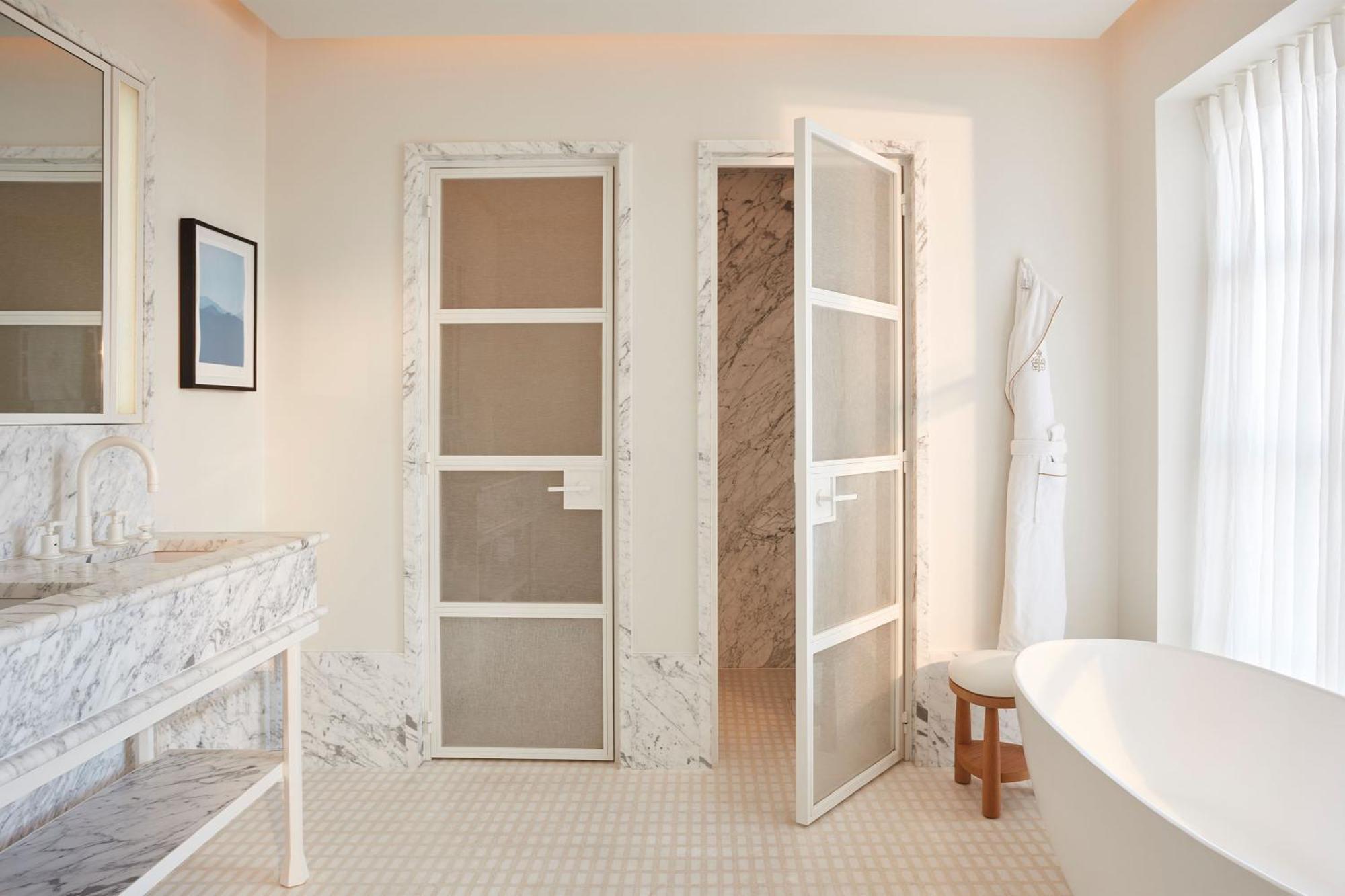 Claridge’s Balcony Room