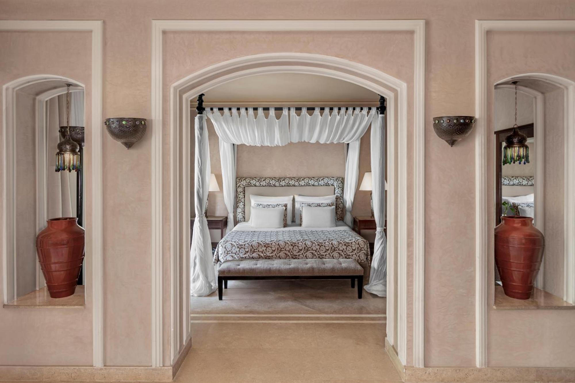 Royal Suite Queen Private Pool Adults Only,1694532208:JPEG