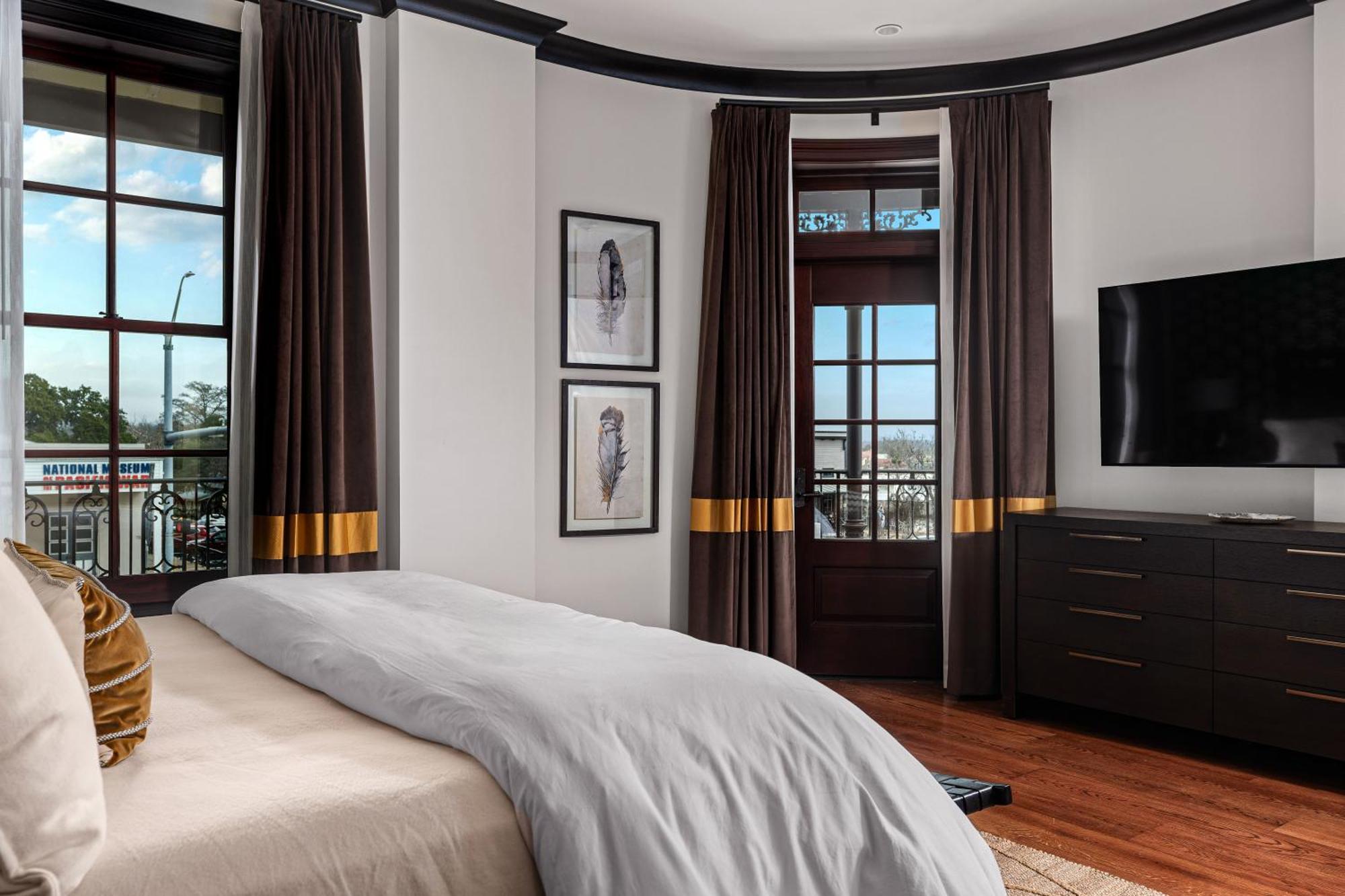 King Suite with Balcony