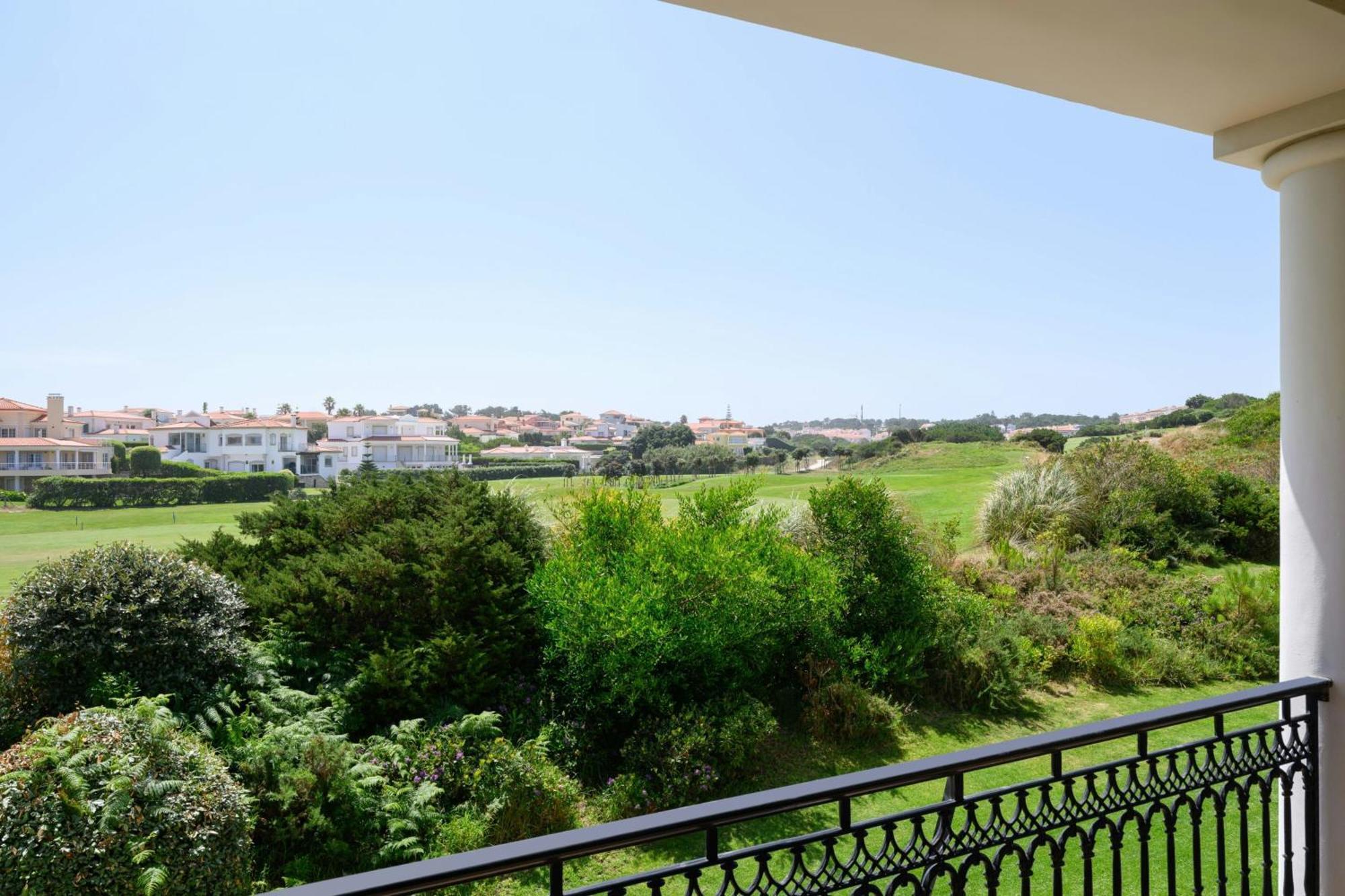 Guest room 1 King Golf view