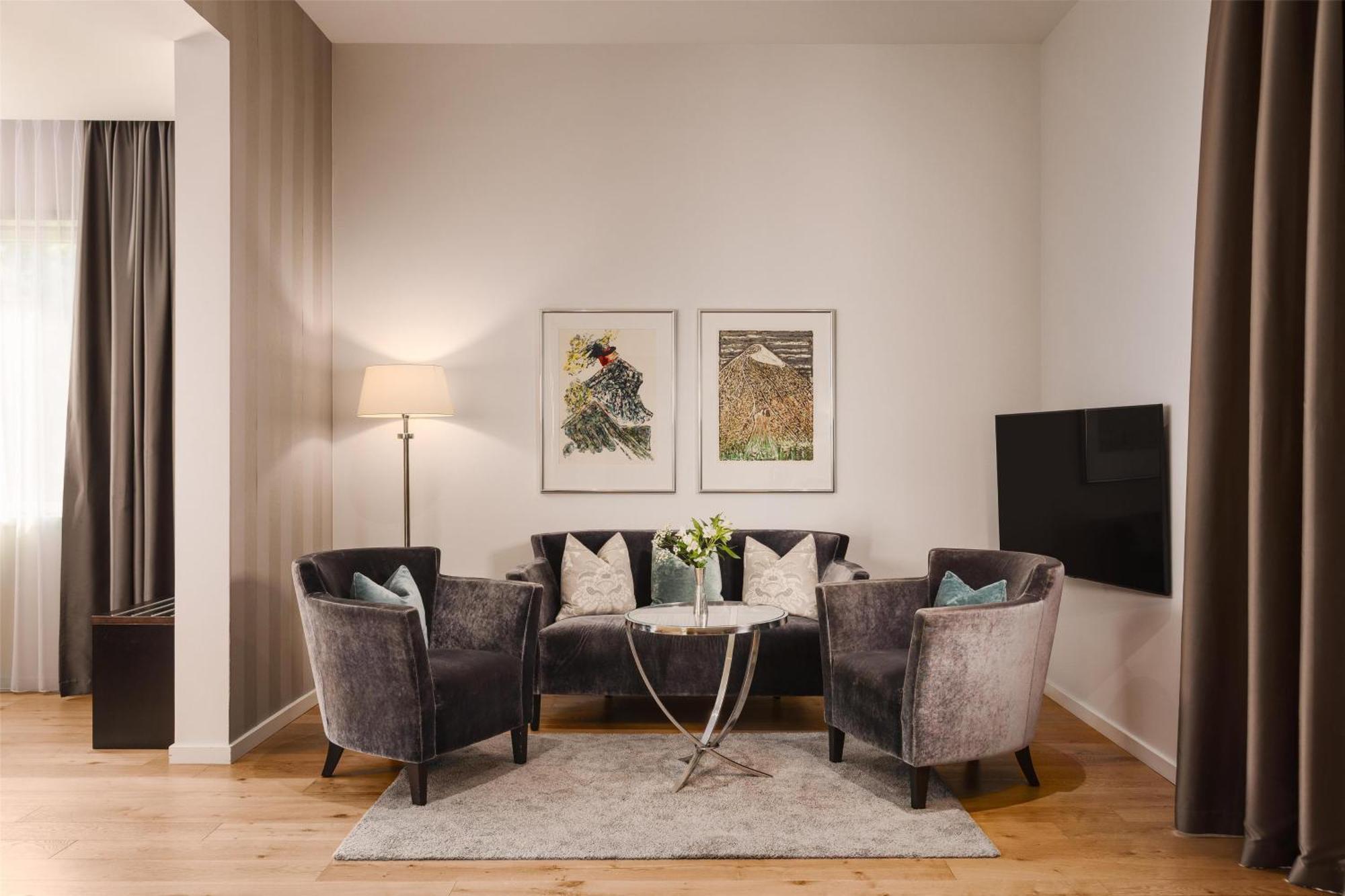 Junior Suite