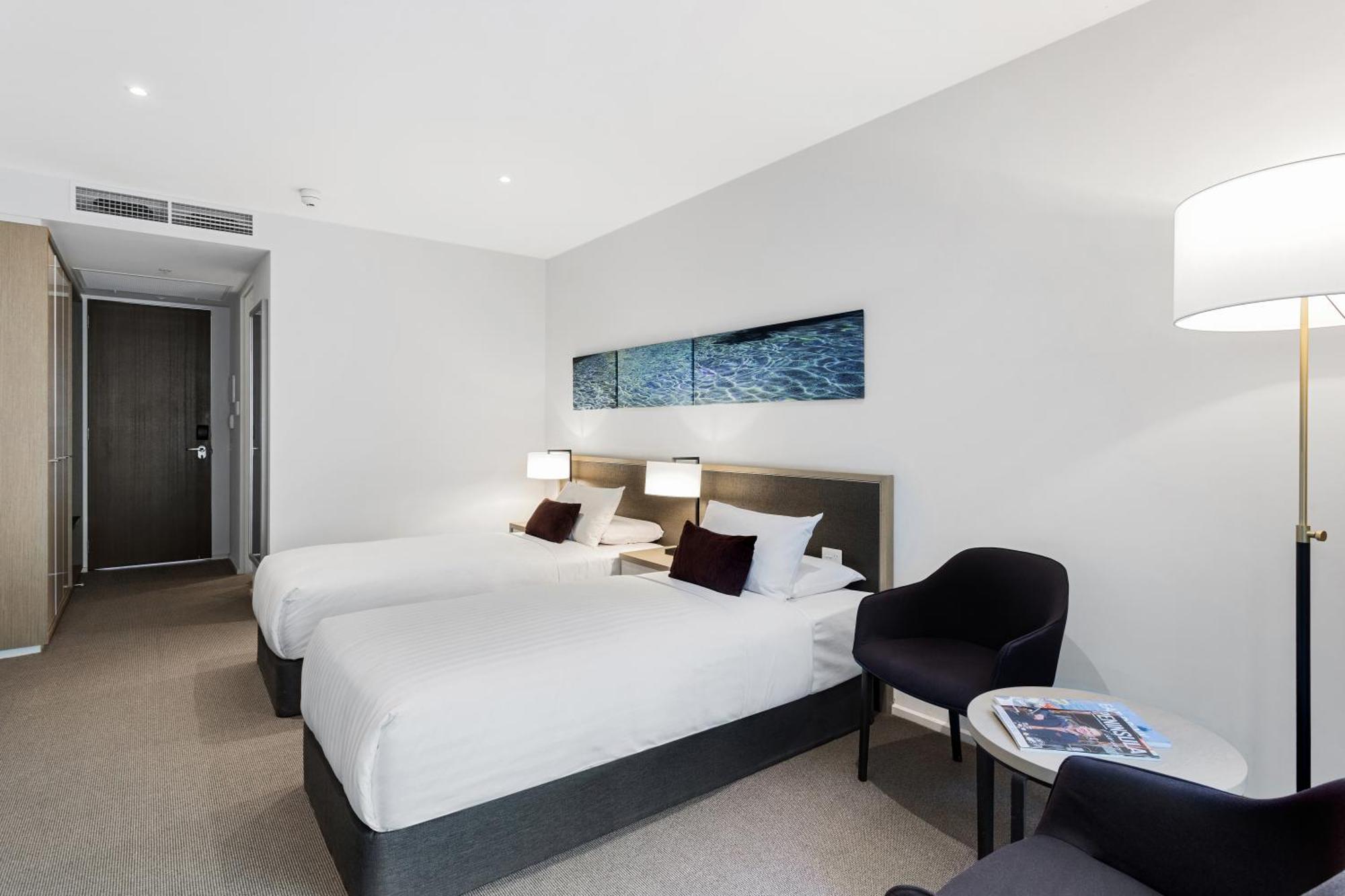 Bauer King Room