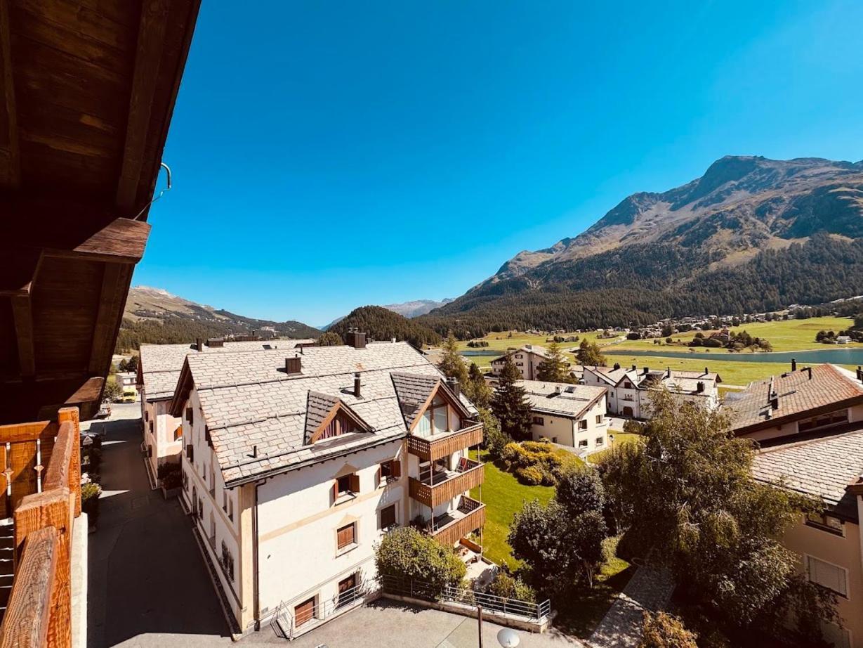 Suite with Mountain View