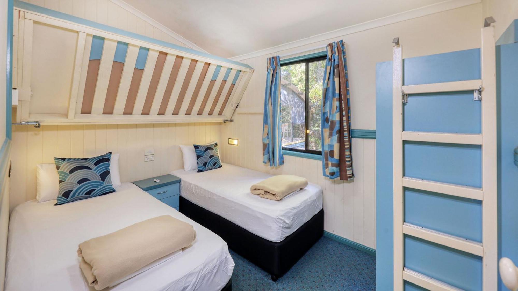 Two-Bedroom Chalet with Spa Bath