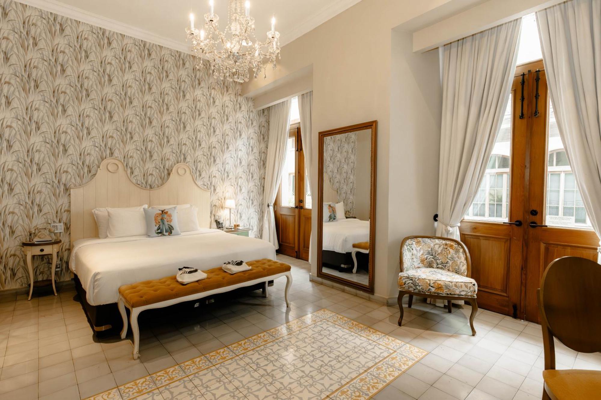 San Felipe Junior Suite