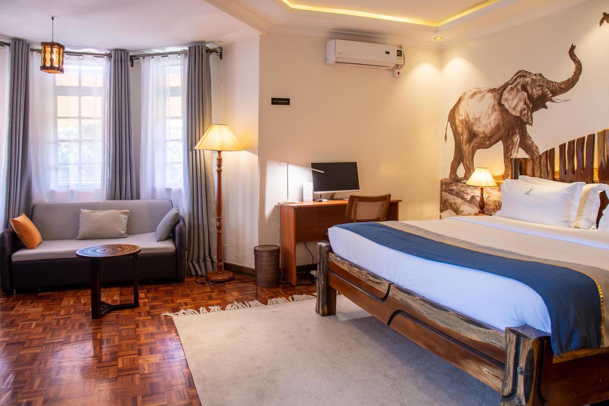 Executive Suite