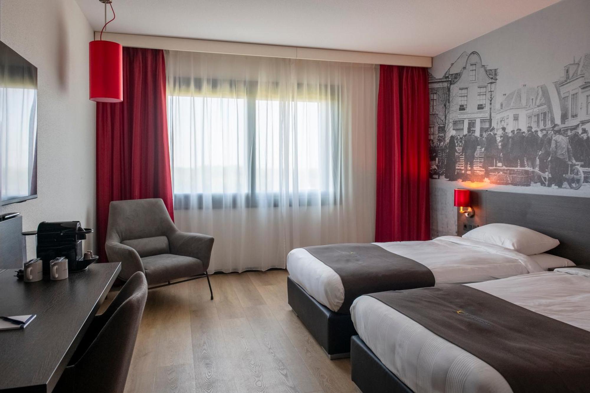 Deluxe Tweepersoonskamer met 2 Aparte Bedden