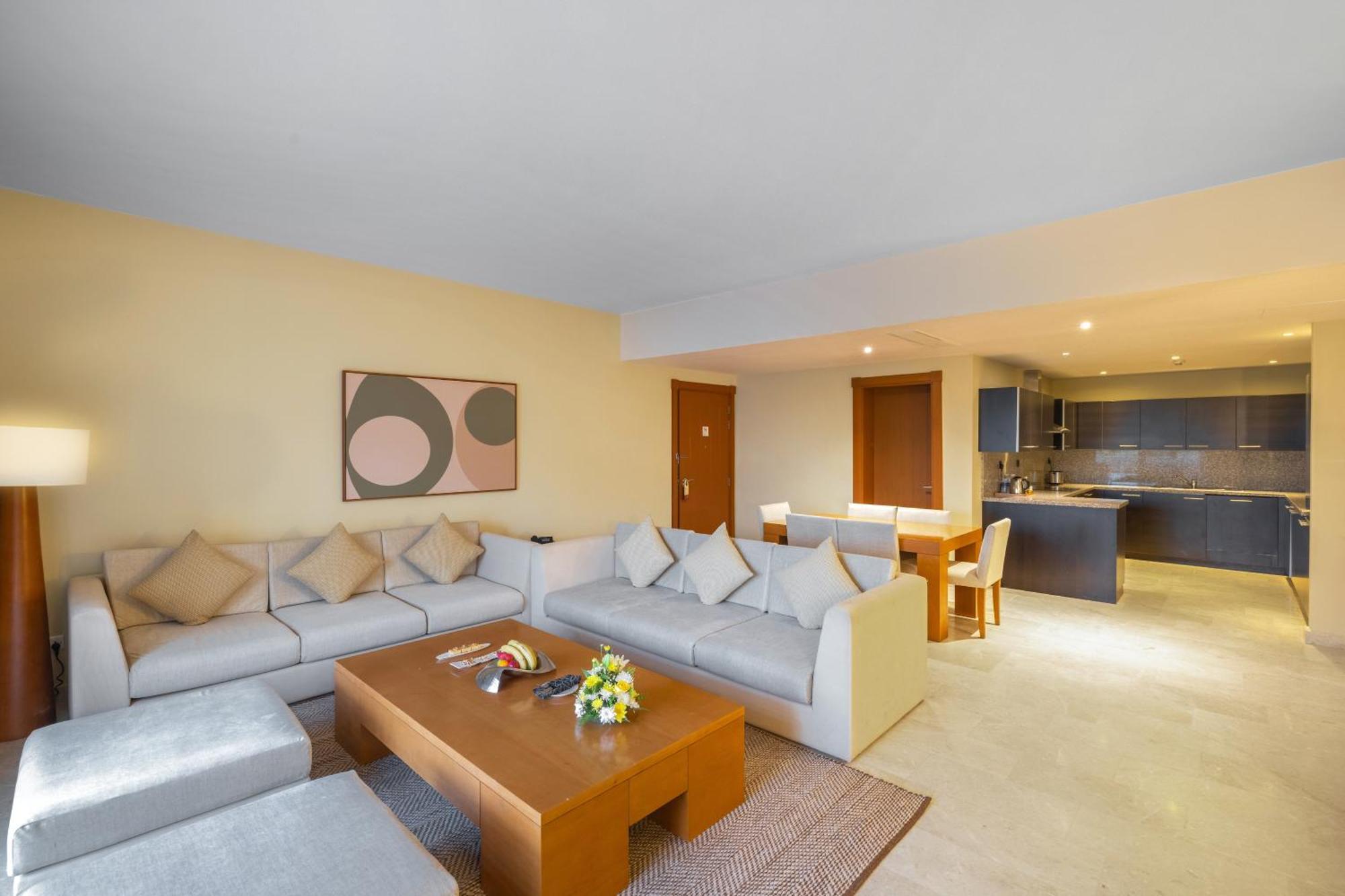 Three-Bedroom Apartment,1703559409:JPEG