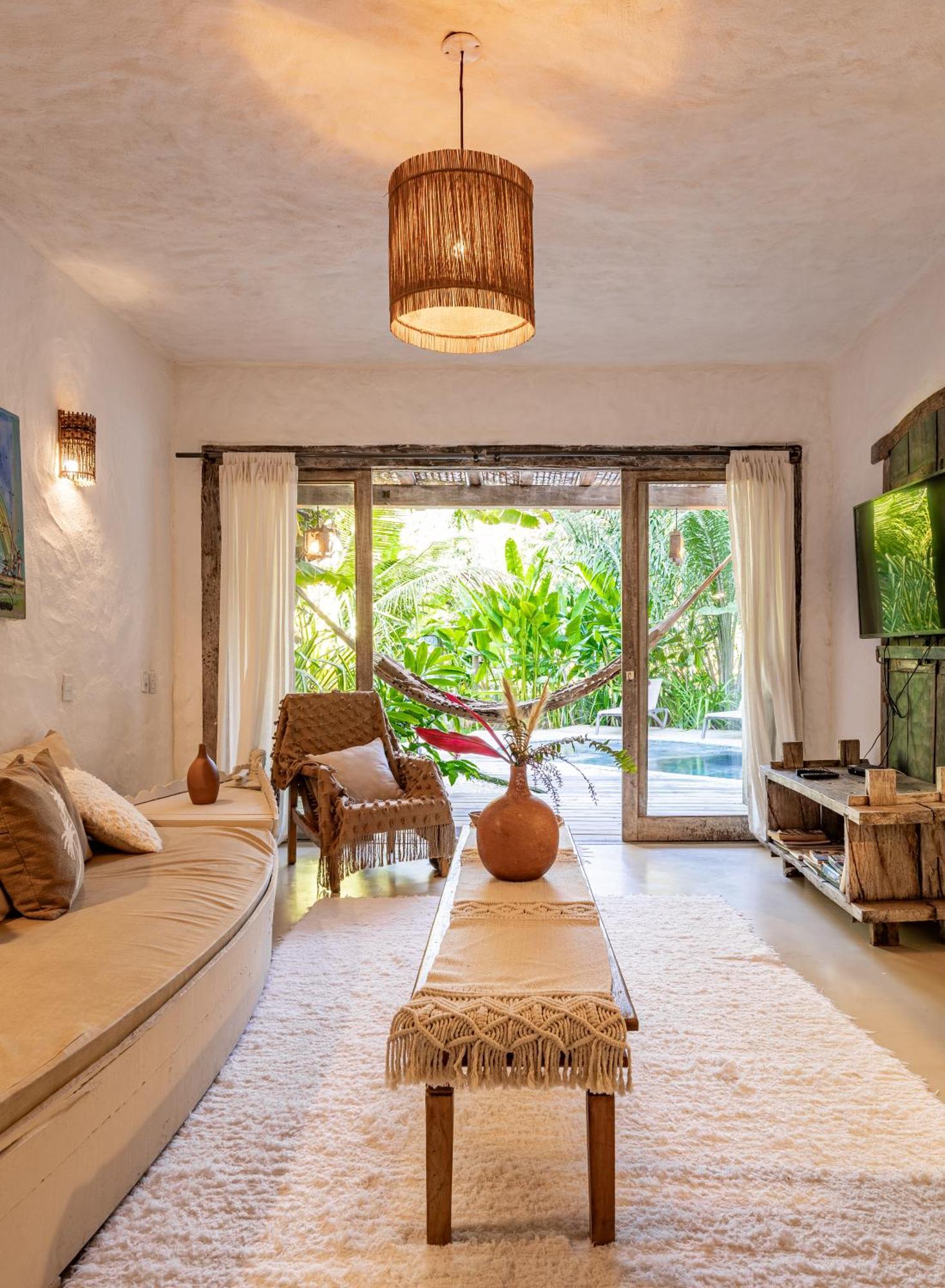 Villa com 3 Quartos e Piscina Privada