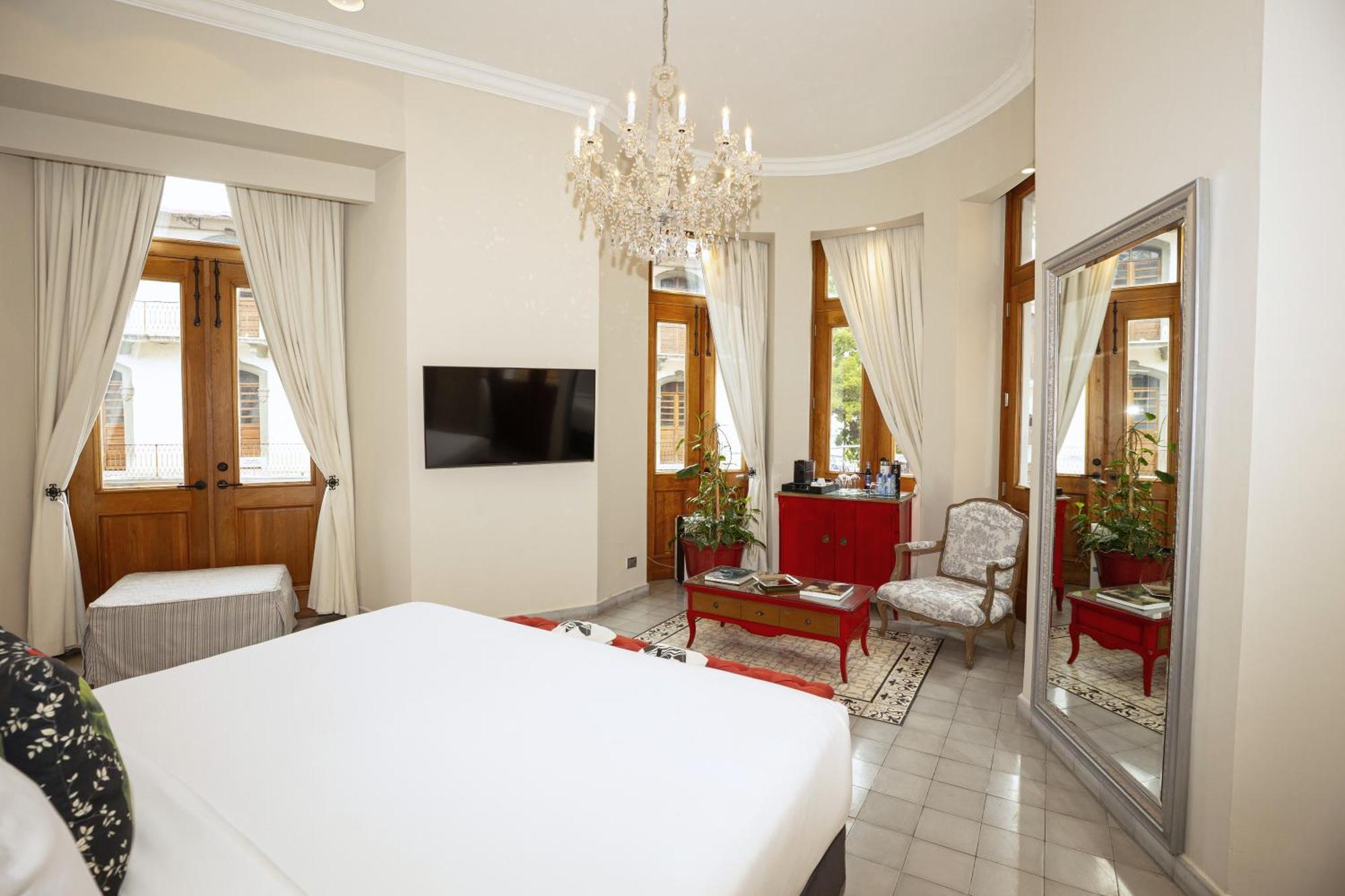 Corner Suite