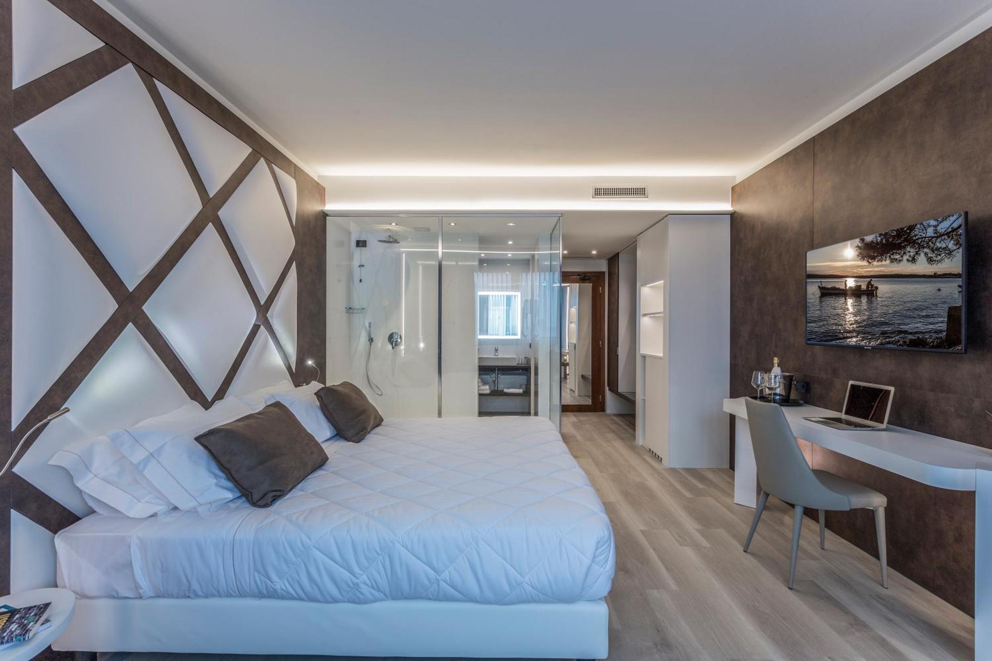Superior Single Room