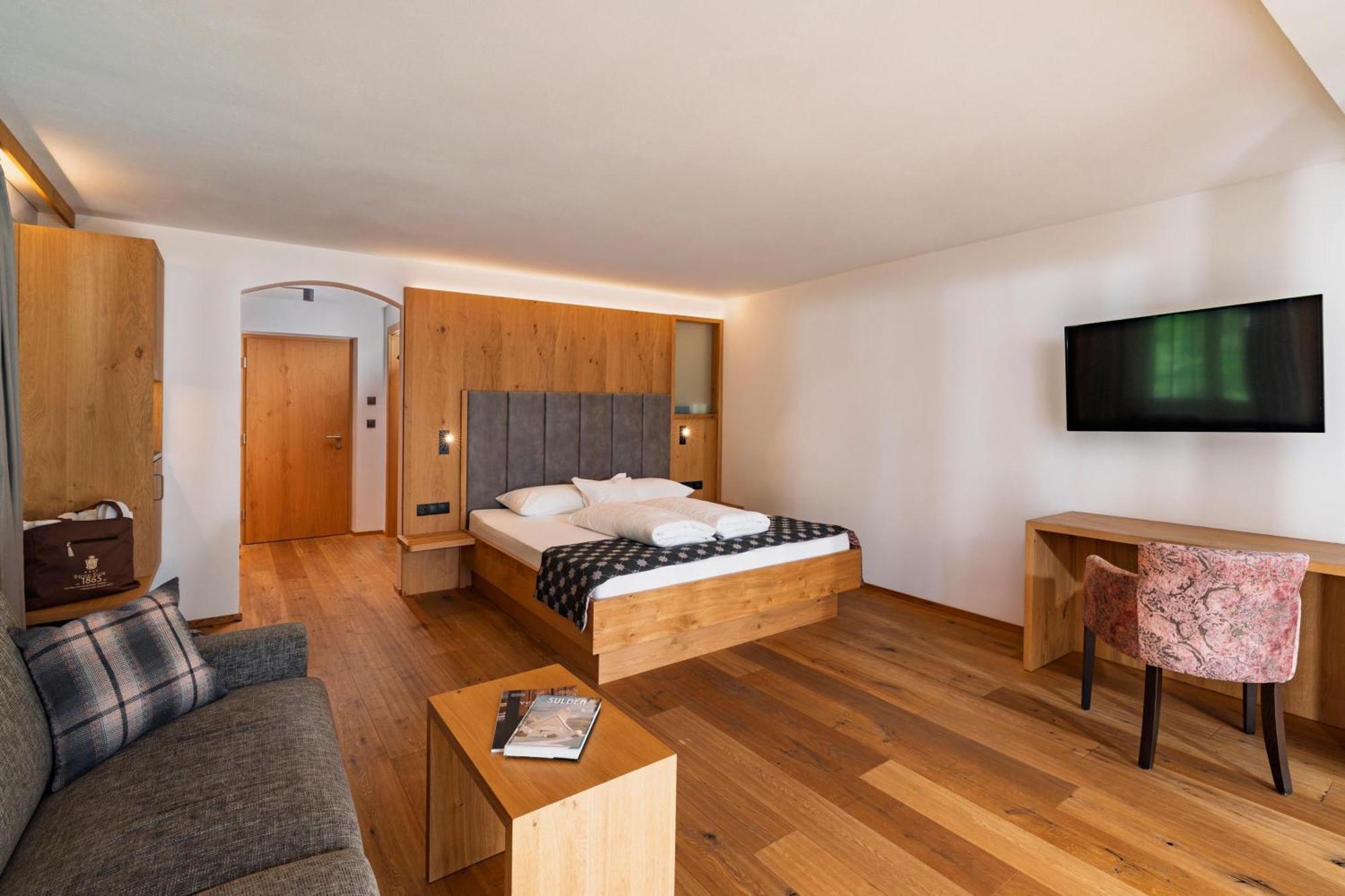 Junior Suite Balcony