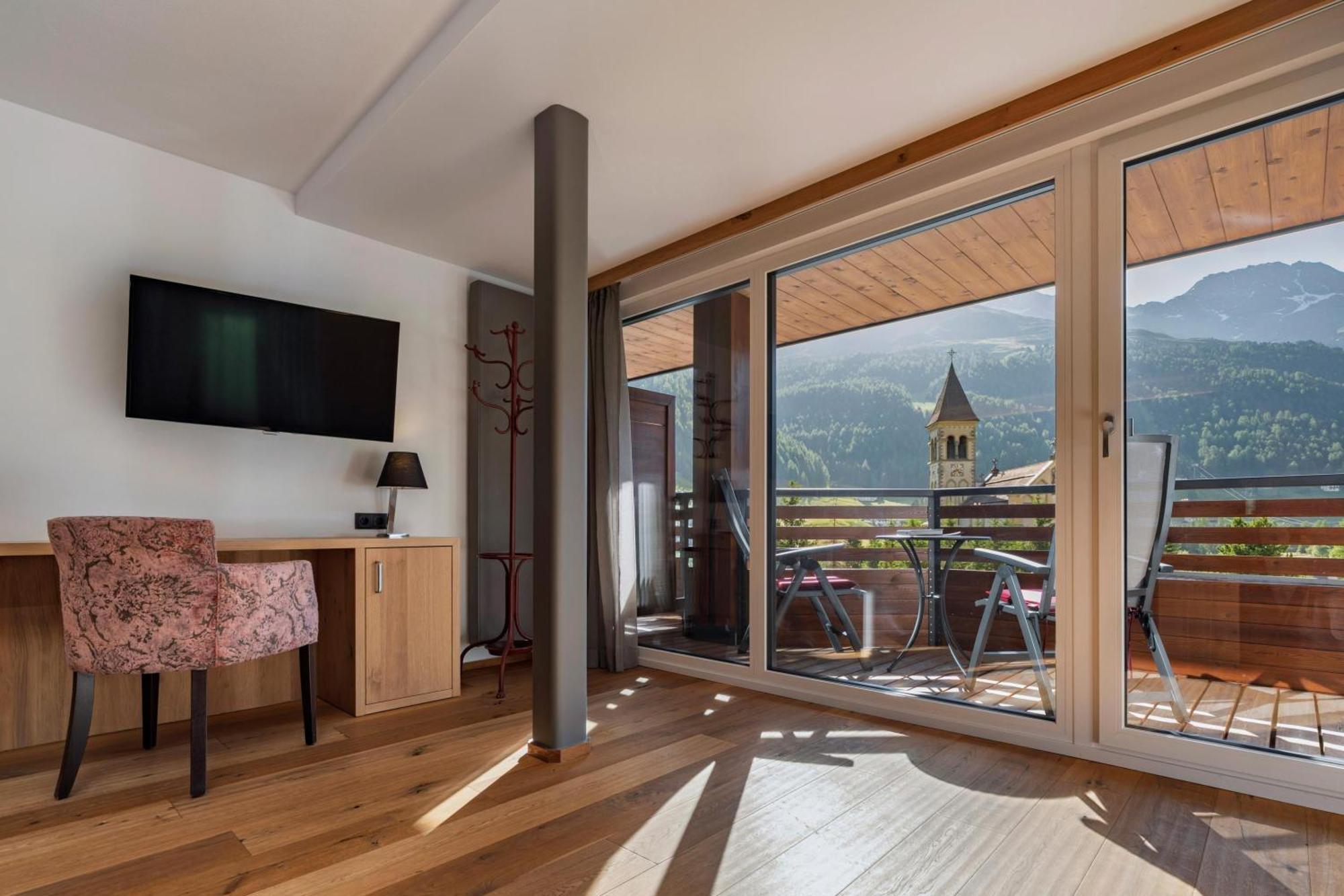 Junior Suite Balcony