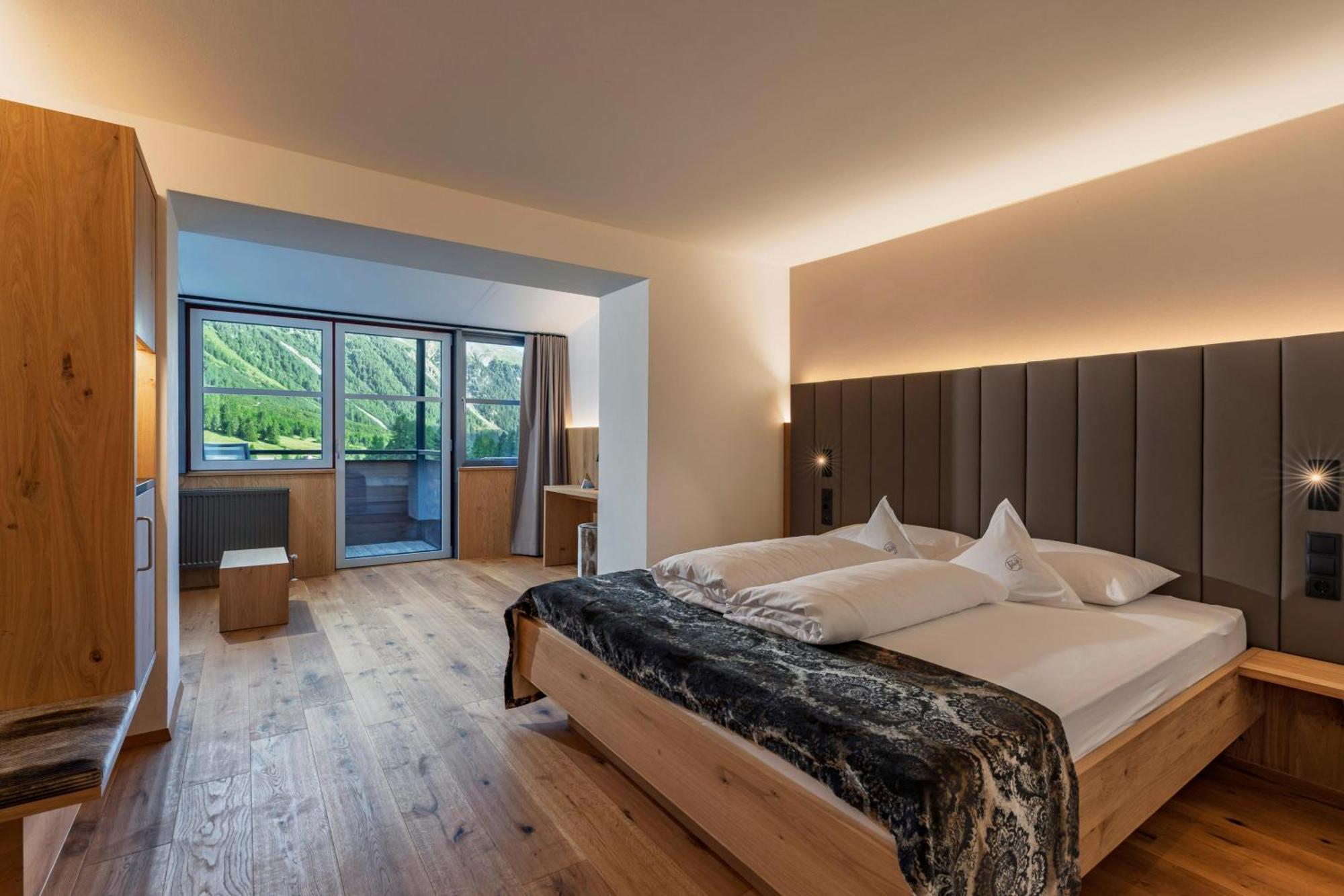 Deluxe Double Room Balcony