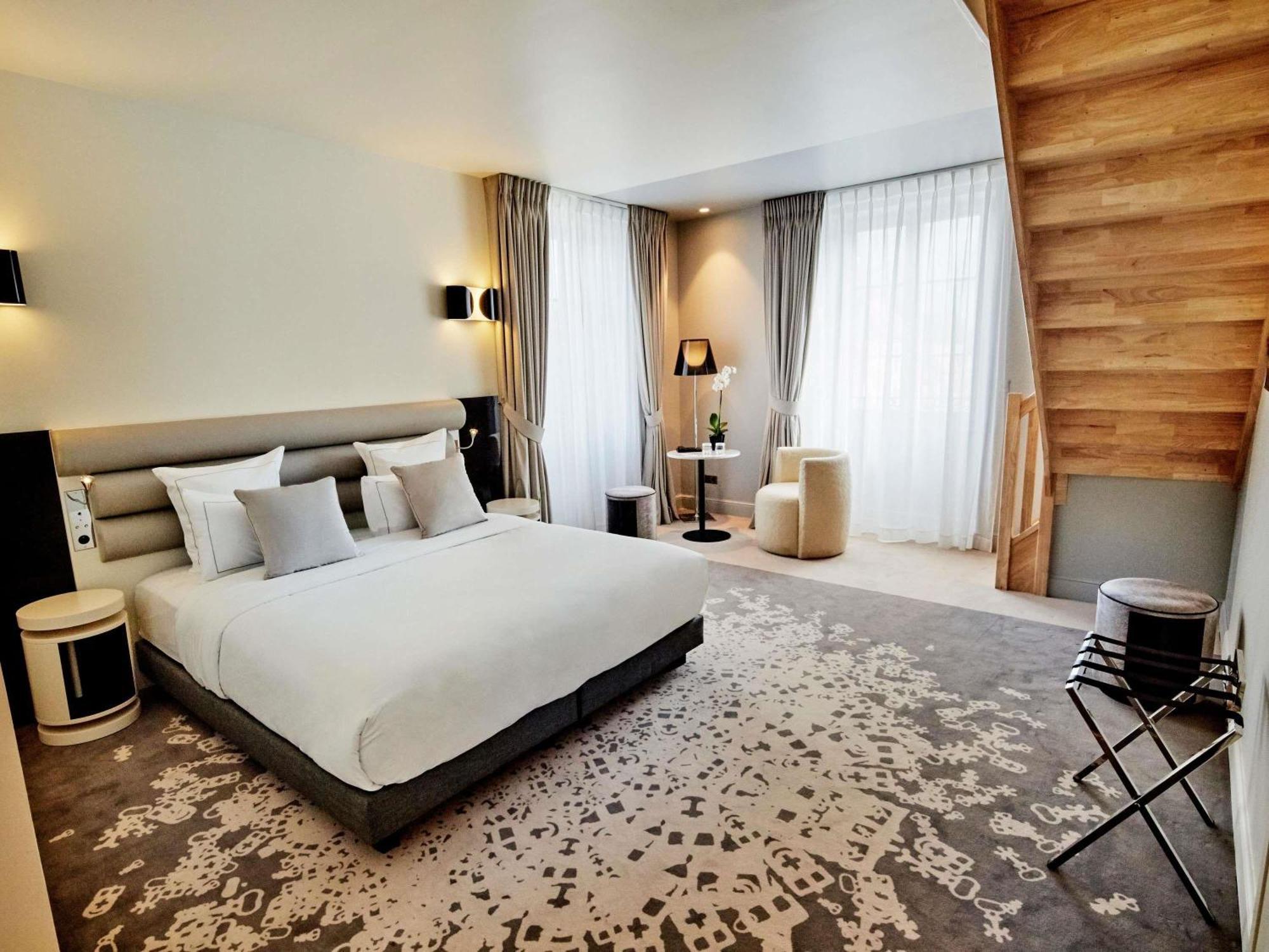 Maisonette-Suite mit Kingsize-Bett und Sofa