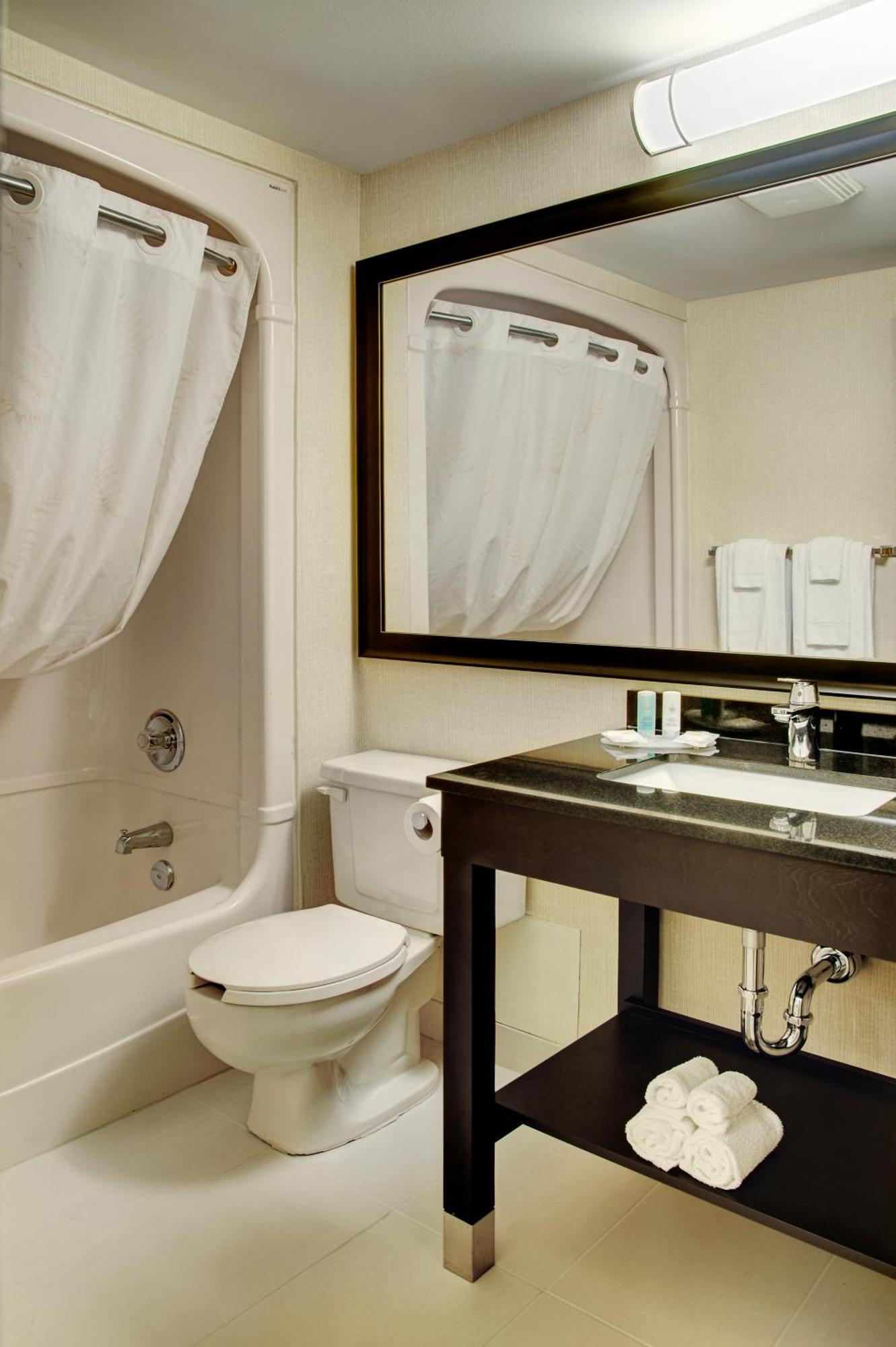 Queen Room Non-Smoking Ground Floor
