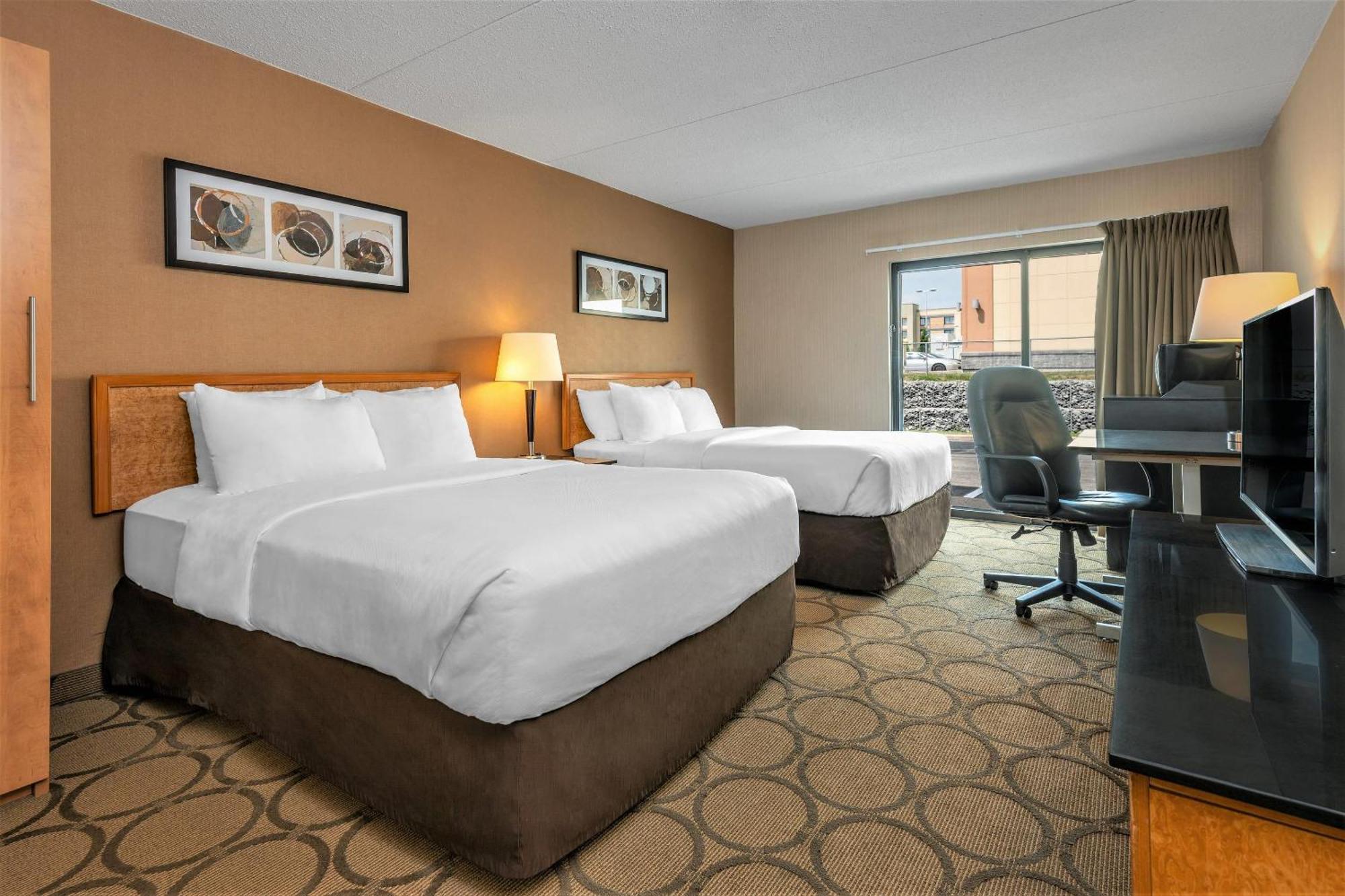 Superior Queen Room Two Queen Beds Non-Smoking