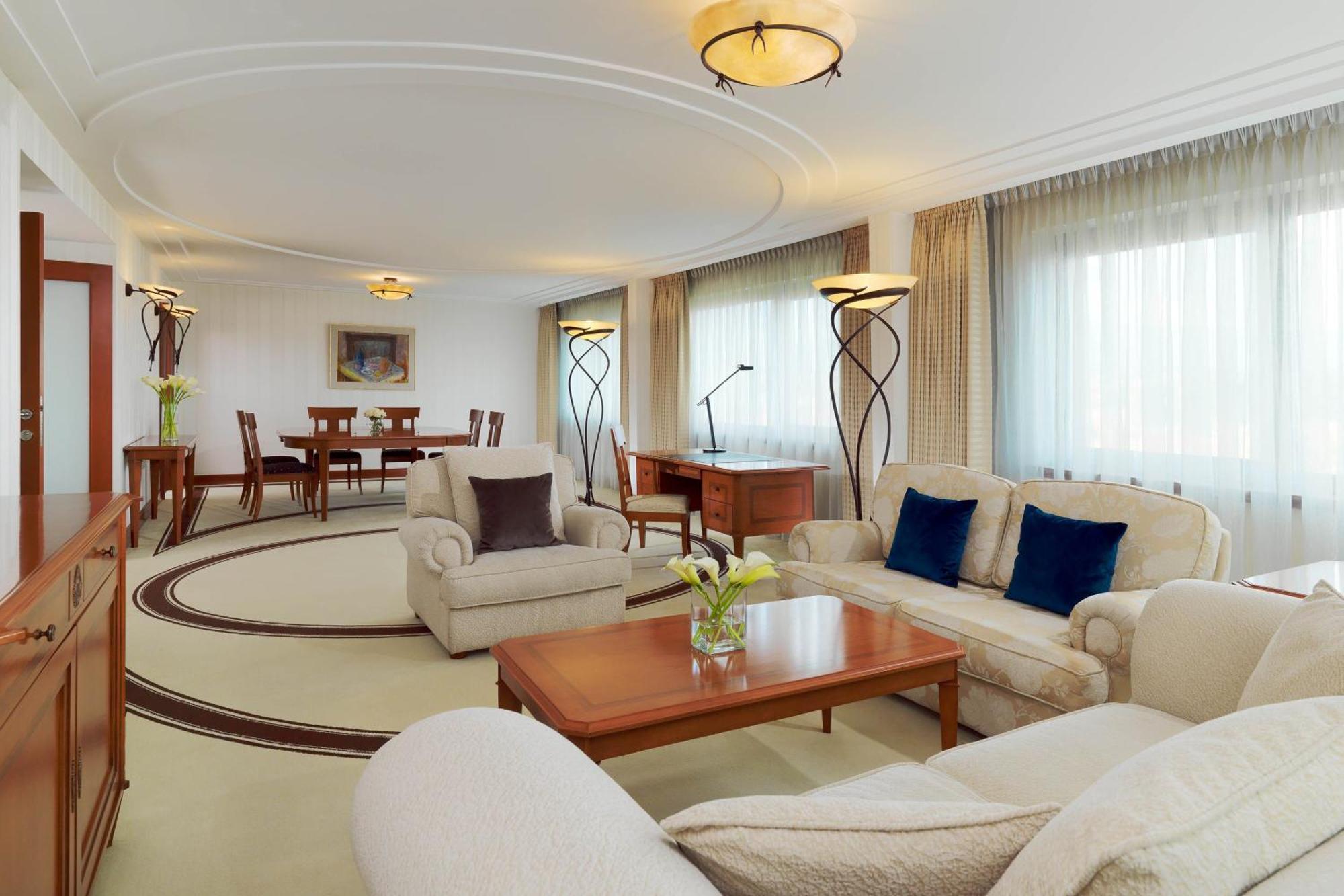 Presidential Suite 2 Bedroom Presidential Suite City view