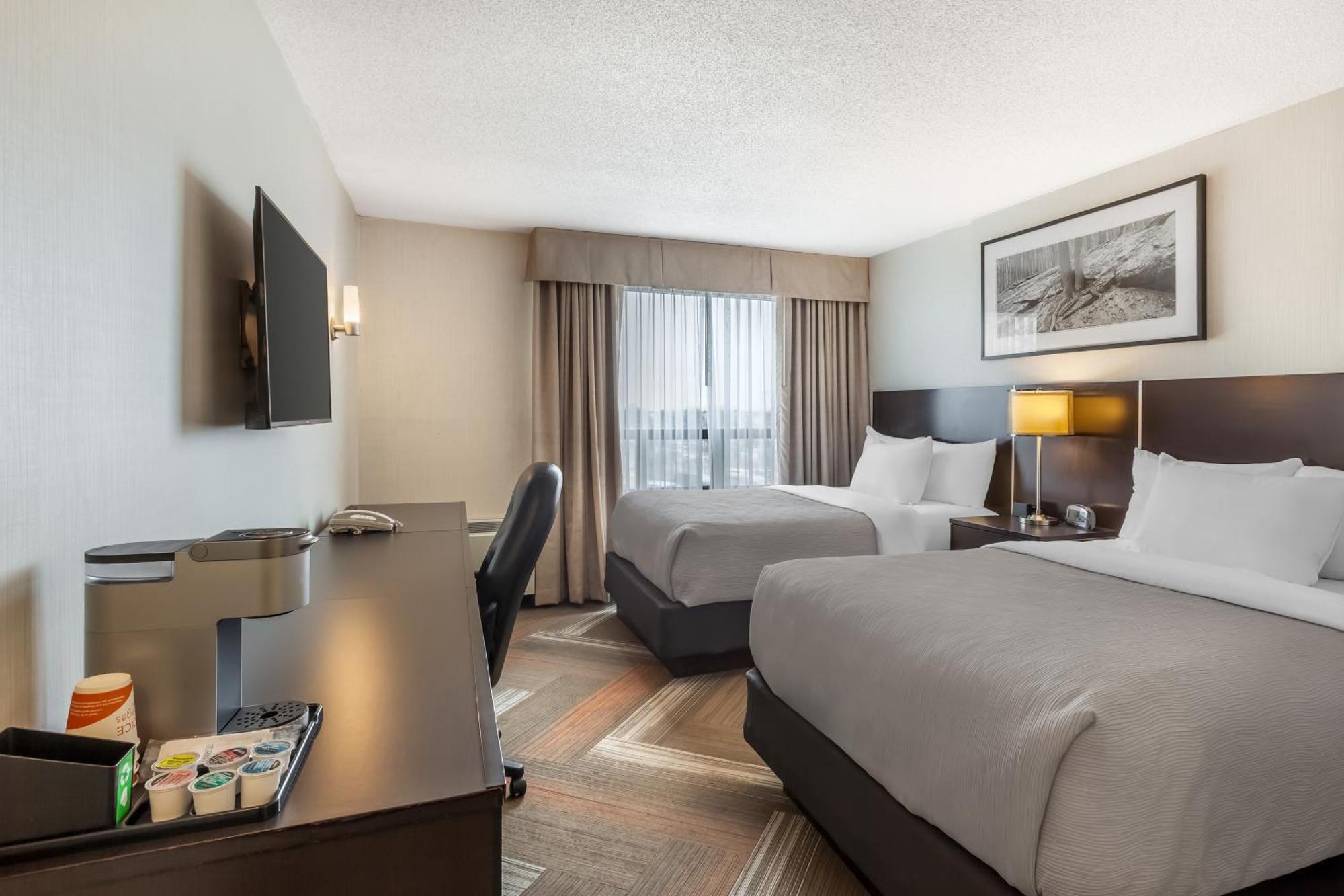 Double Room with Two Double Beds - Non-Smoking