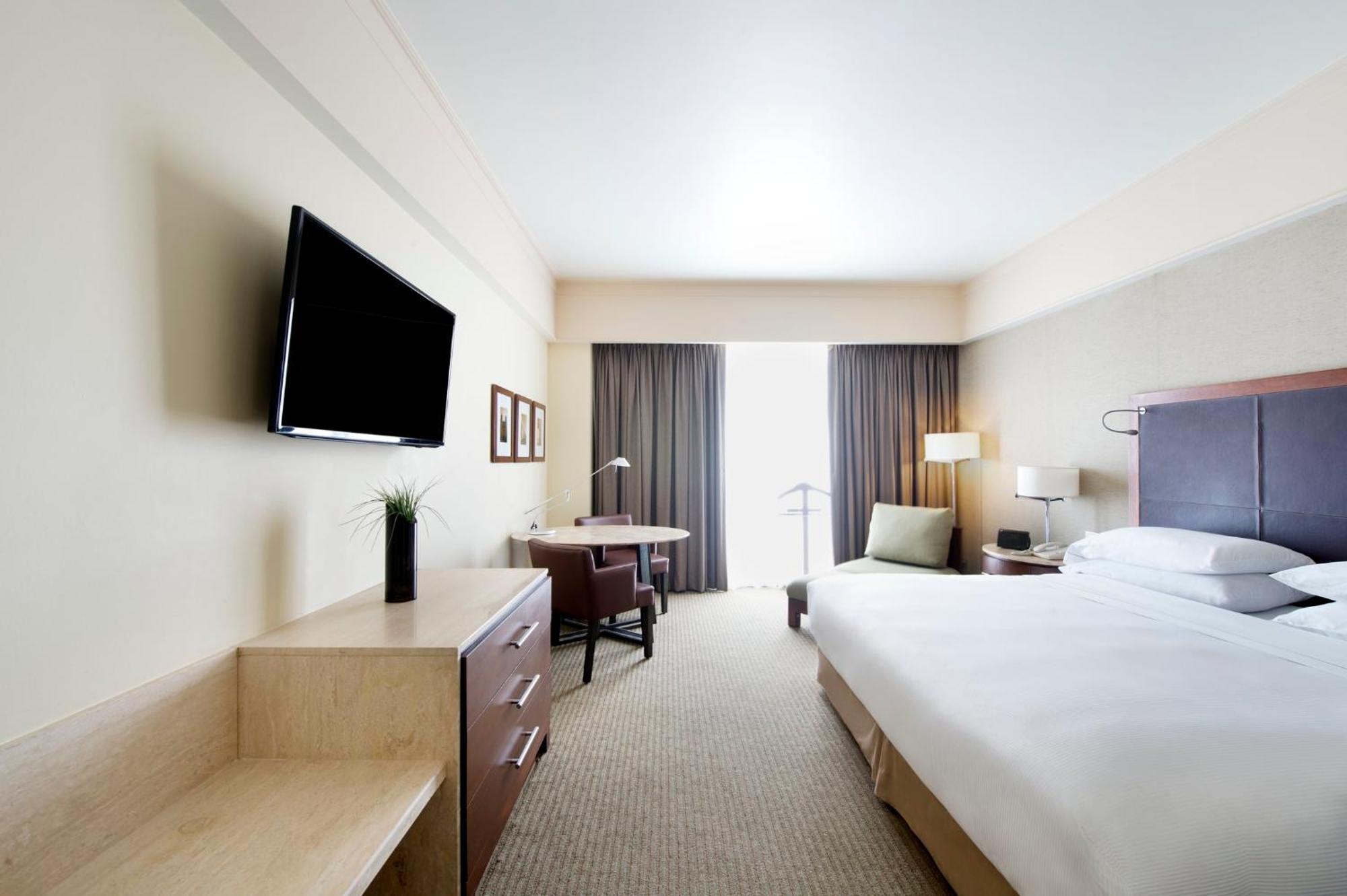 Deluxe King Room,1706795141:JPEG