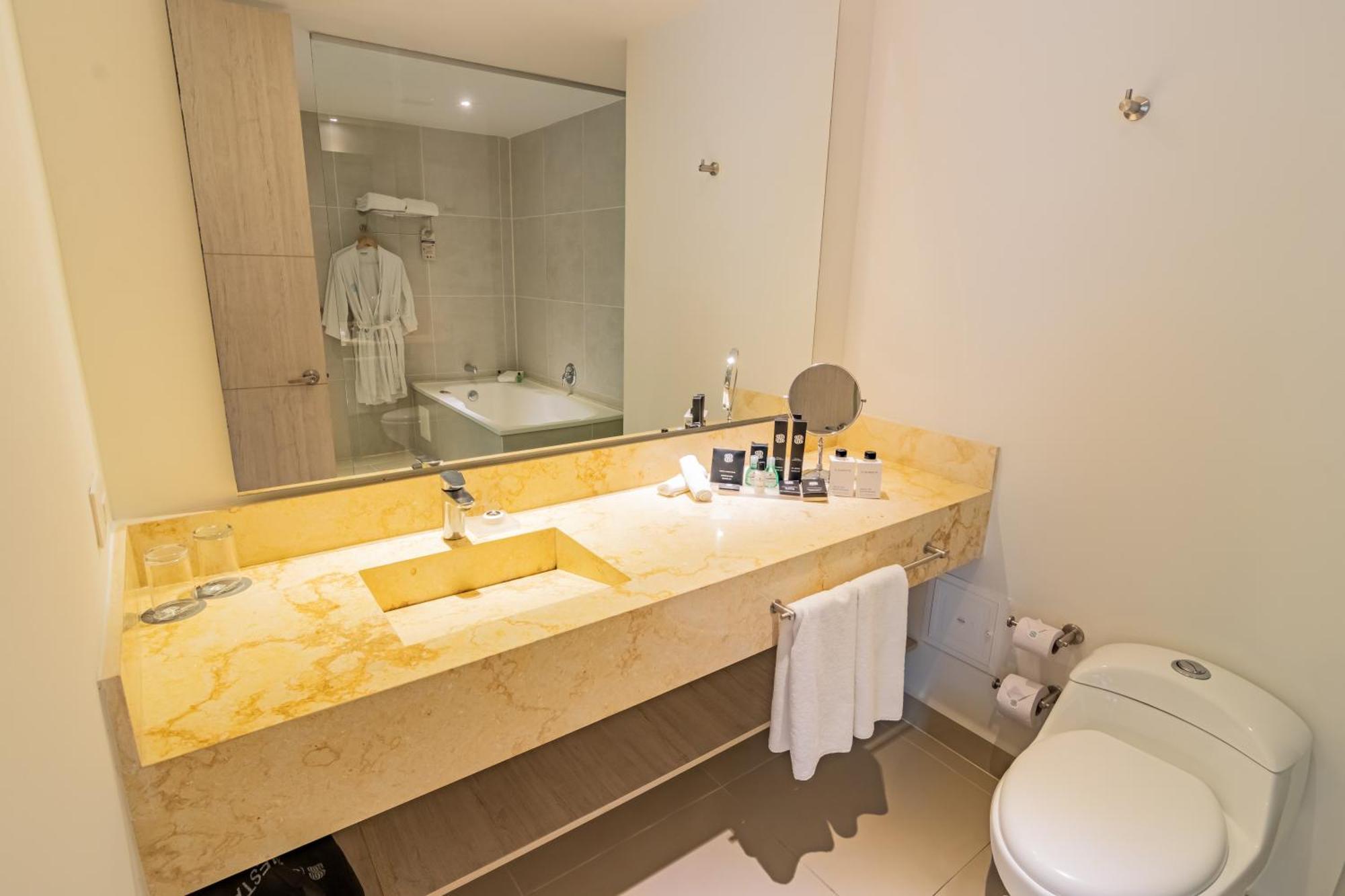Standard Twin Room,1706941117:JPEG