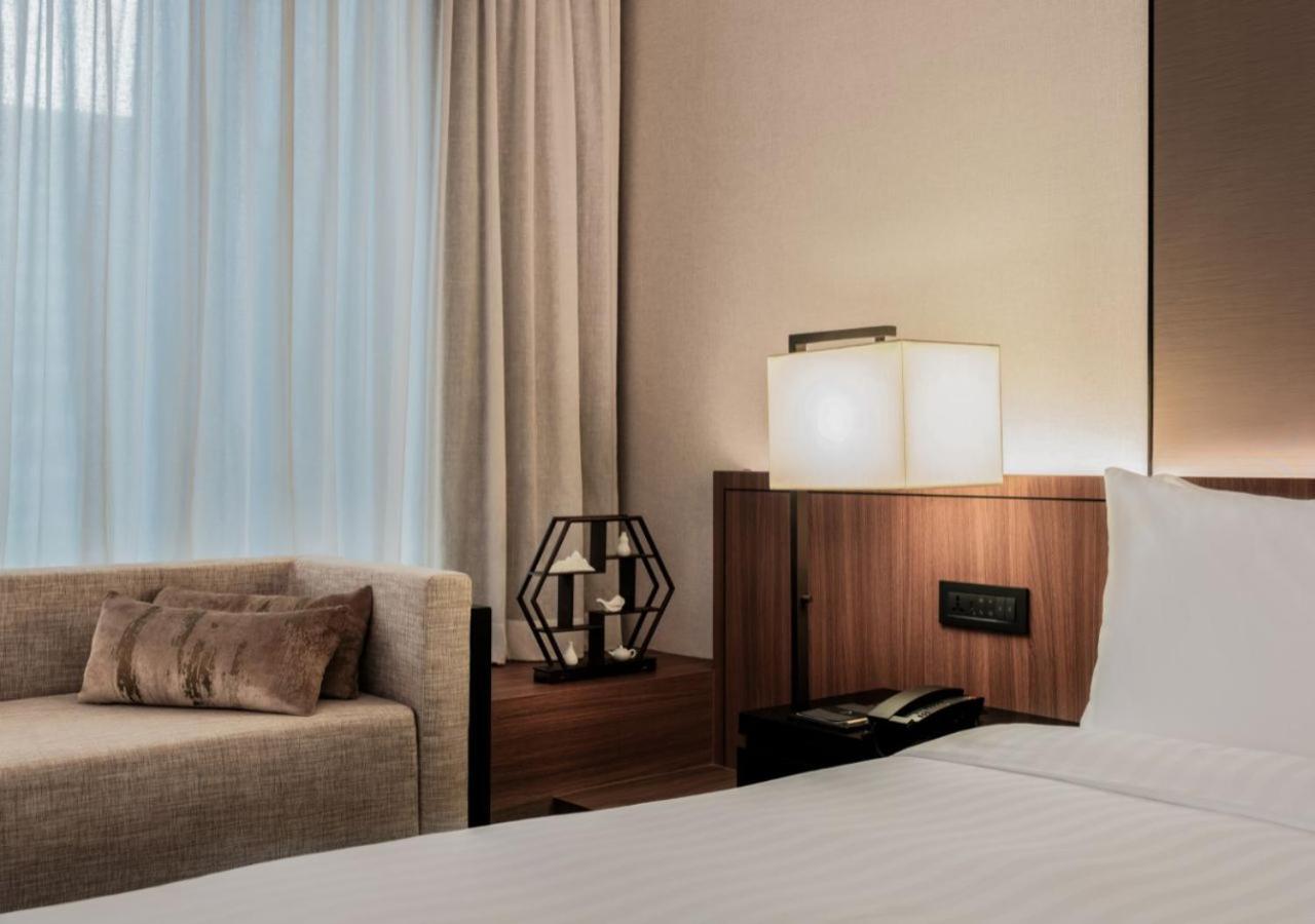 Premier Single Room