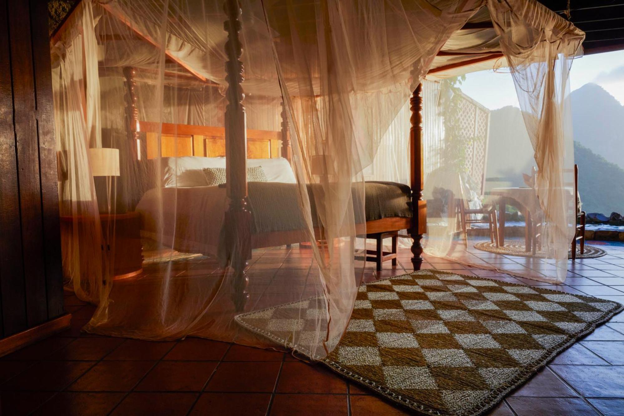 Rainbow Suite plunge pool