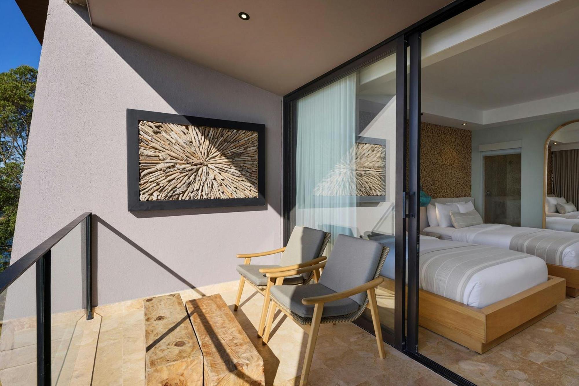 Standard Double Room with Two Double Beds and Balcony - Lake View