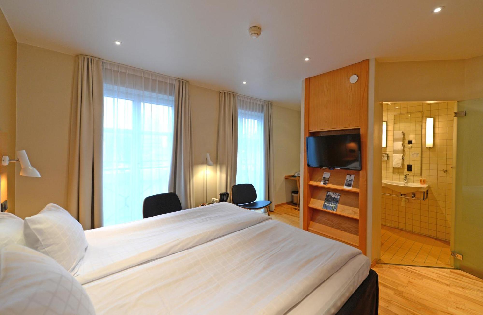 Twin Room Non-Smoking