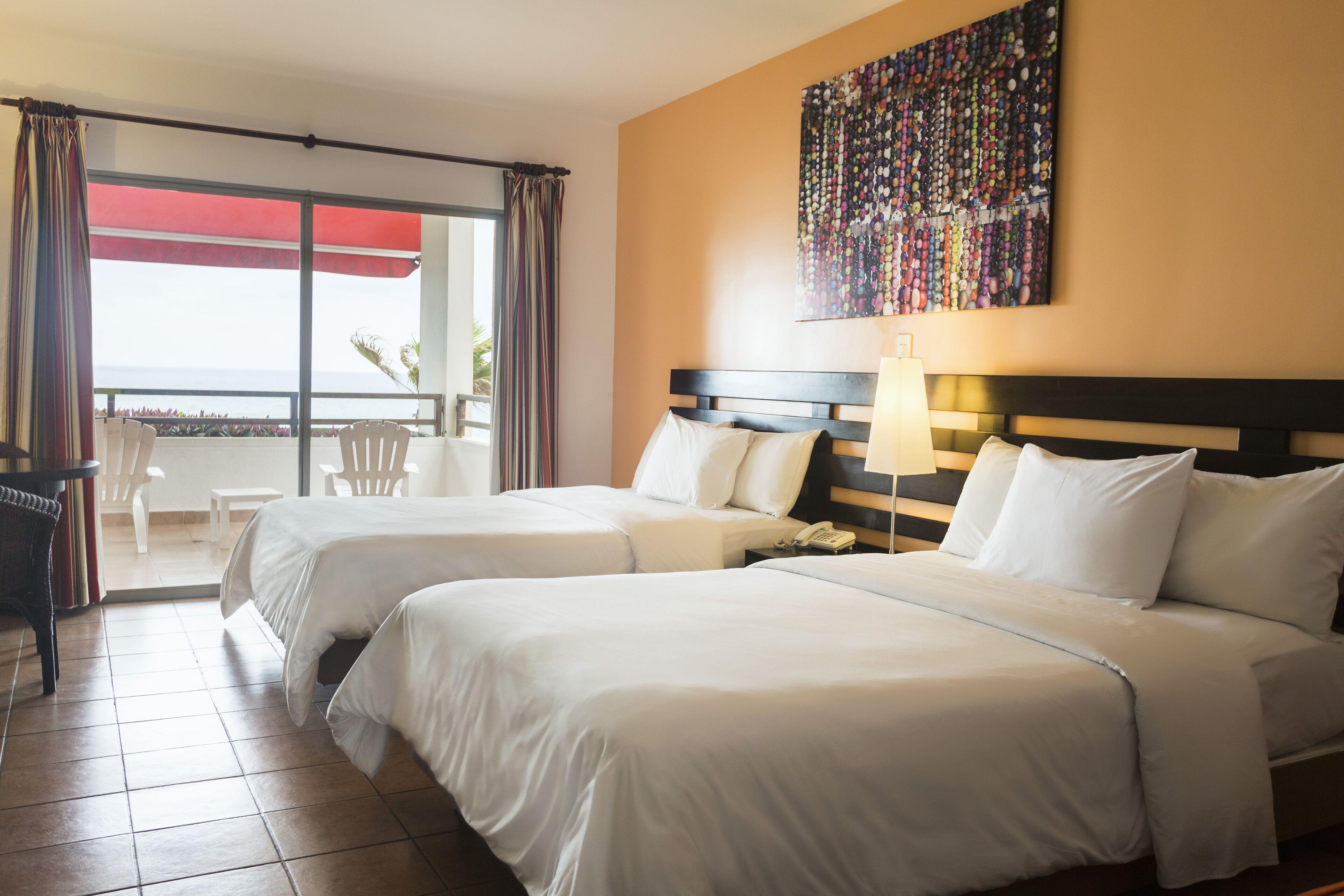 Double or Twin Room with Ocean Front