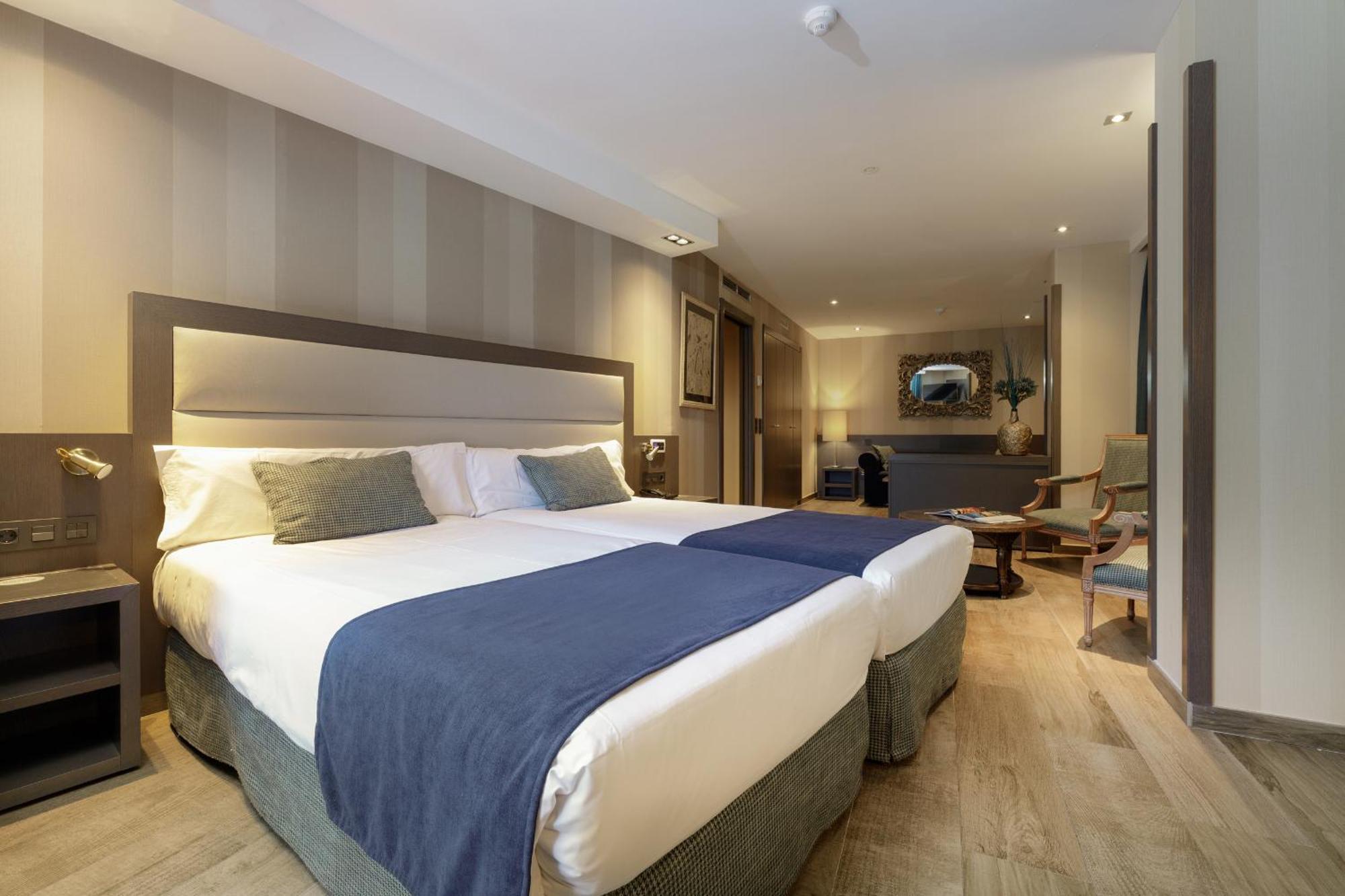 Suite with Balcony