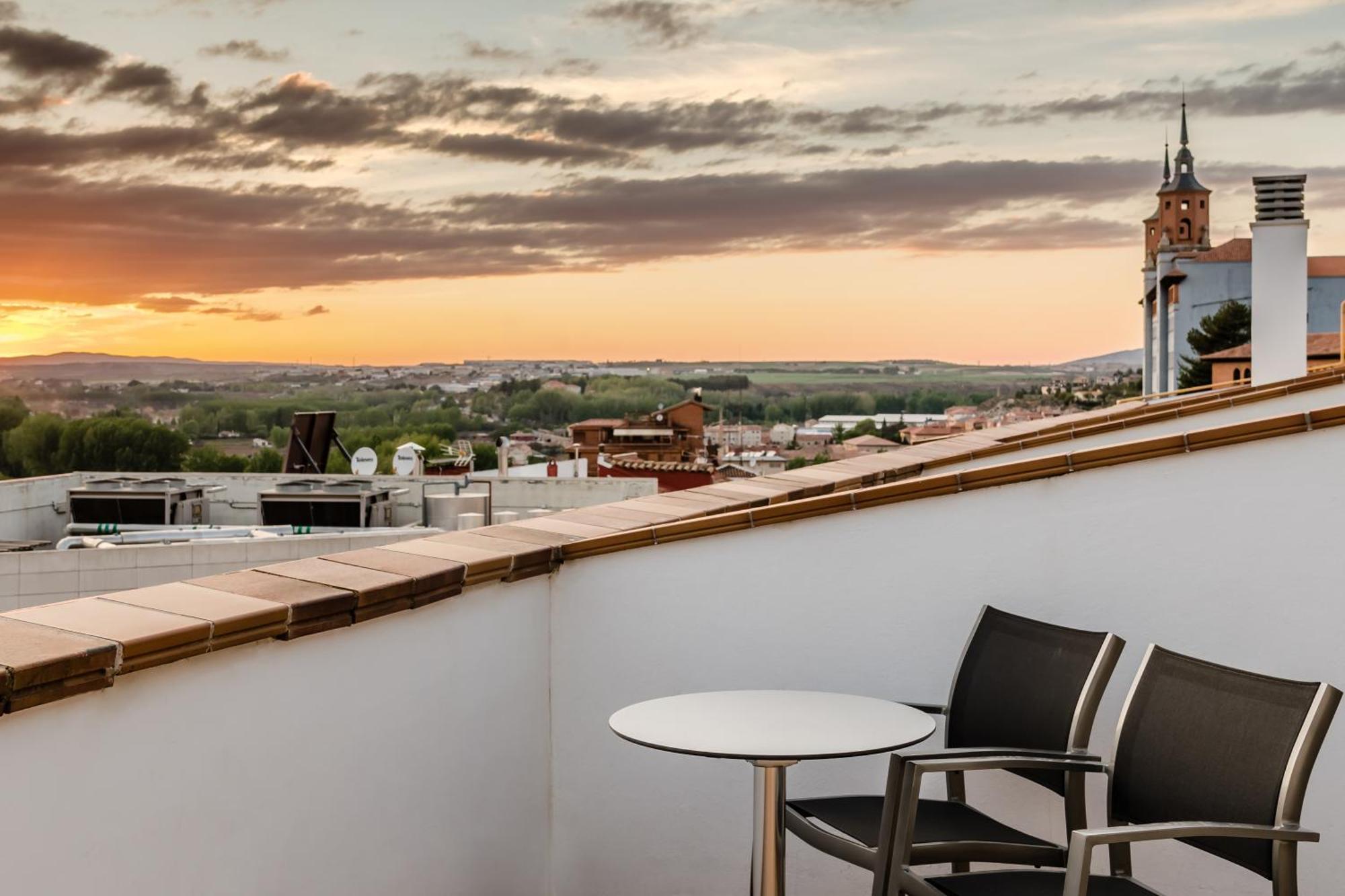 Triple Room with Terrace