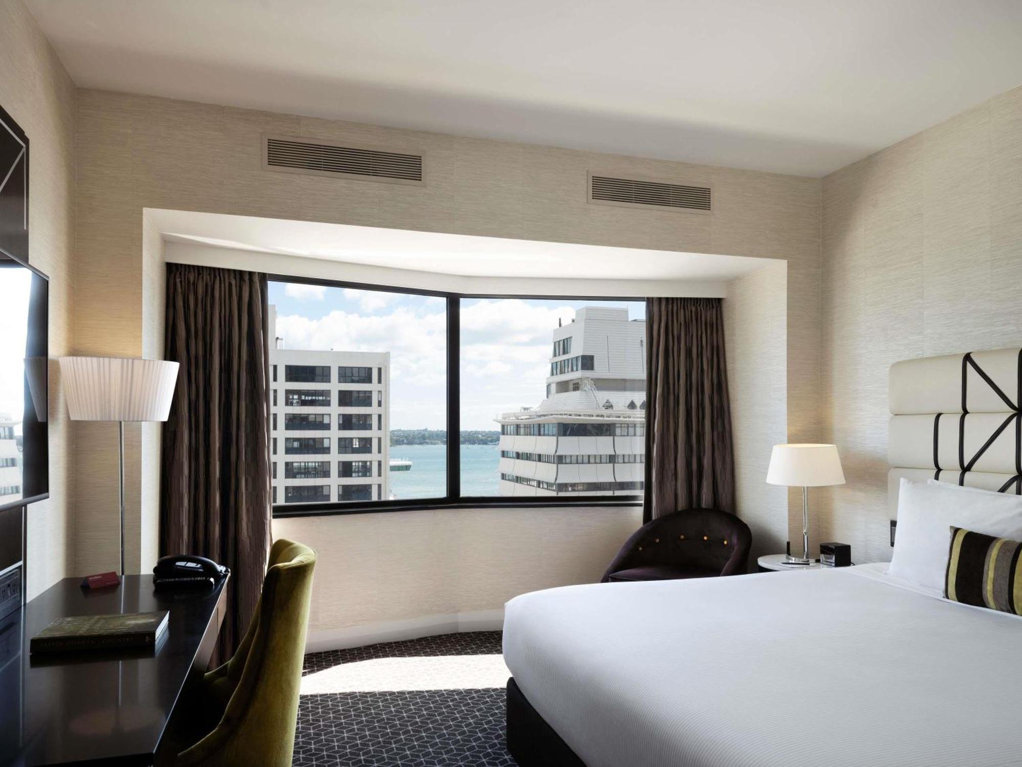 Deluxe King Room Ocean View