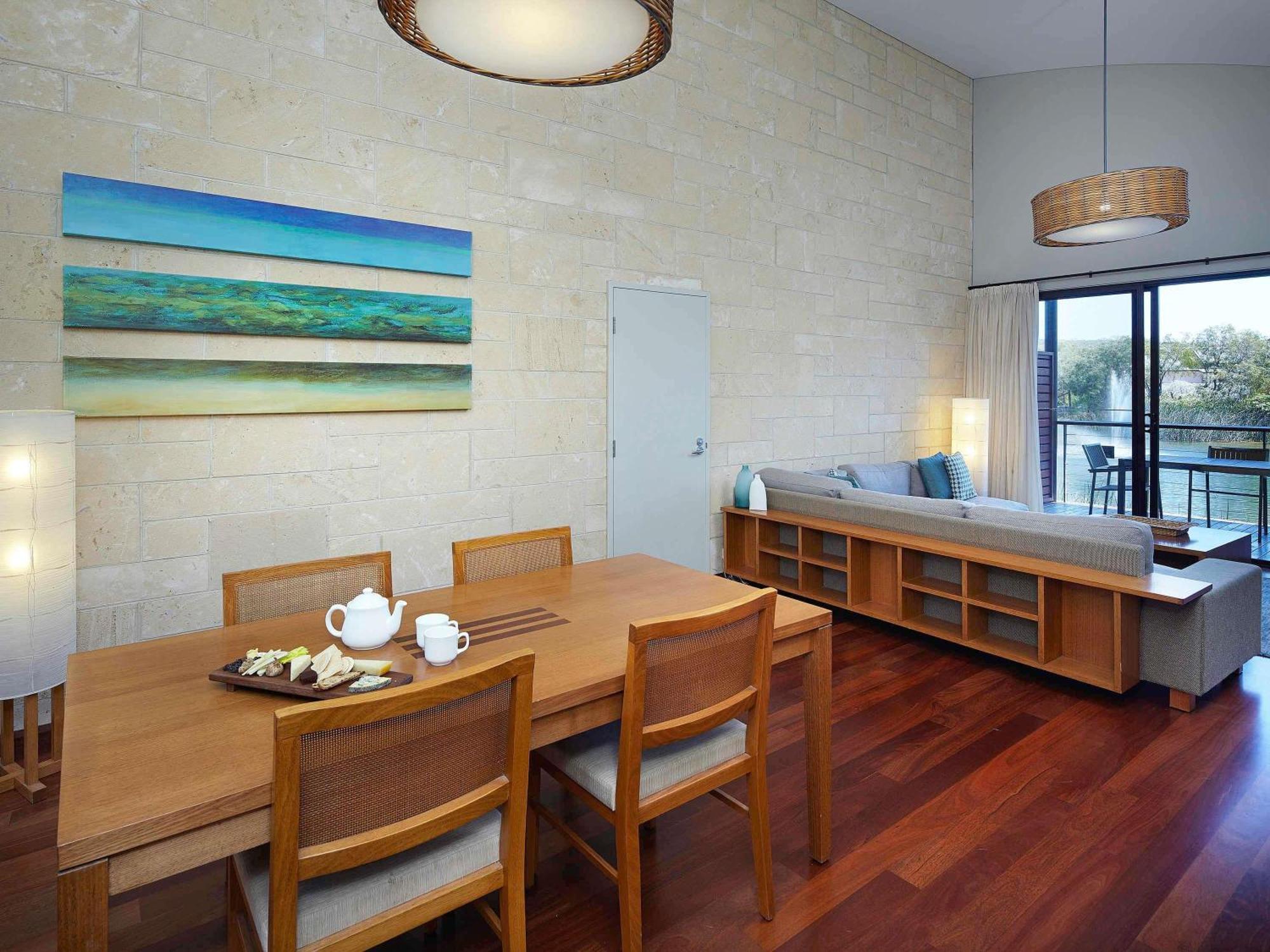 One-Bedroom Villa with Lake View