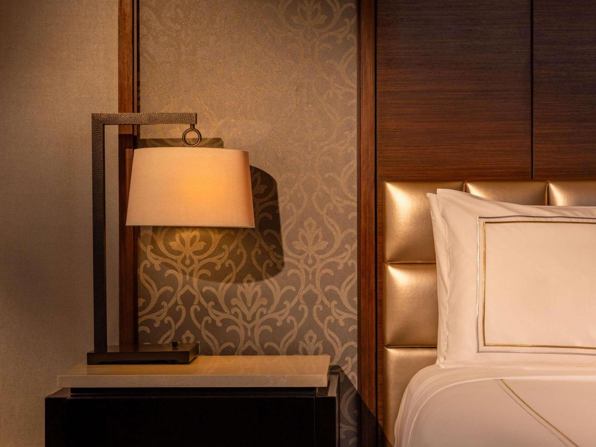Fairmont Gold Deluxe King SK