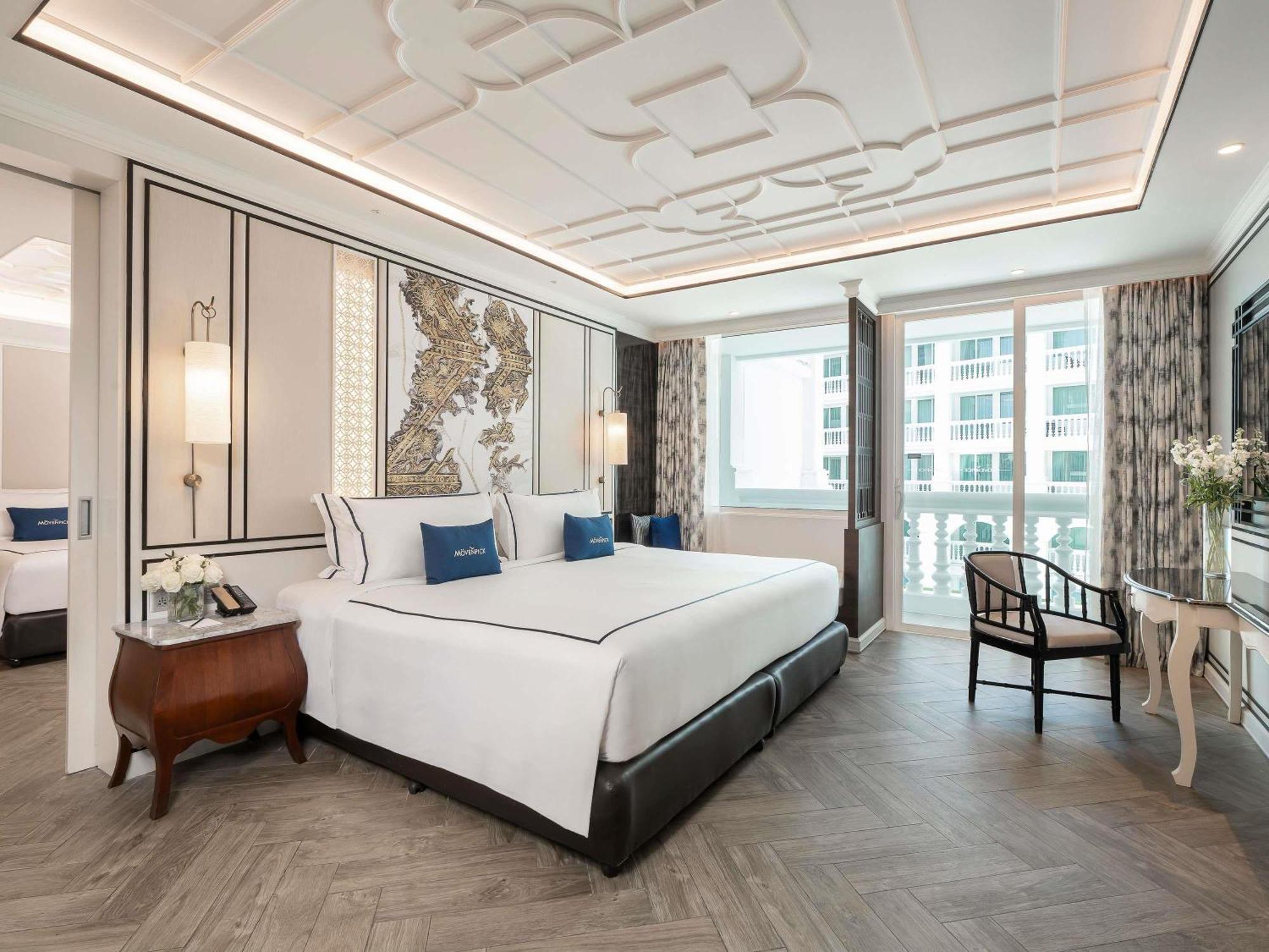 Familiensuite mit 1 Kingsize-Bett und 2 Einzelbetten