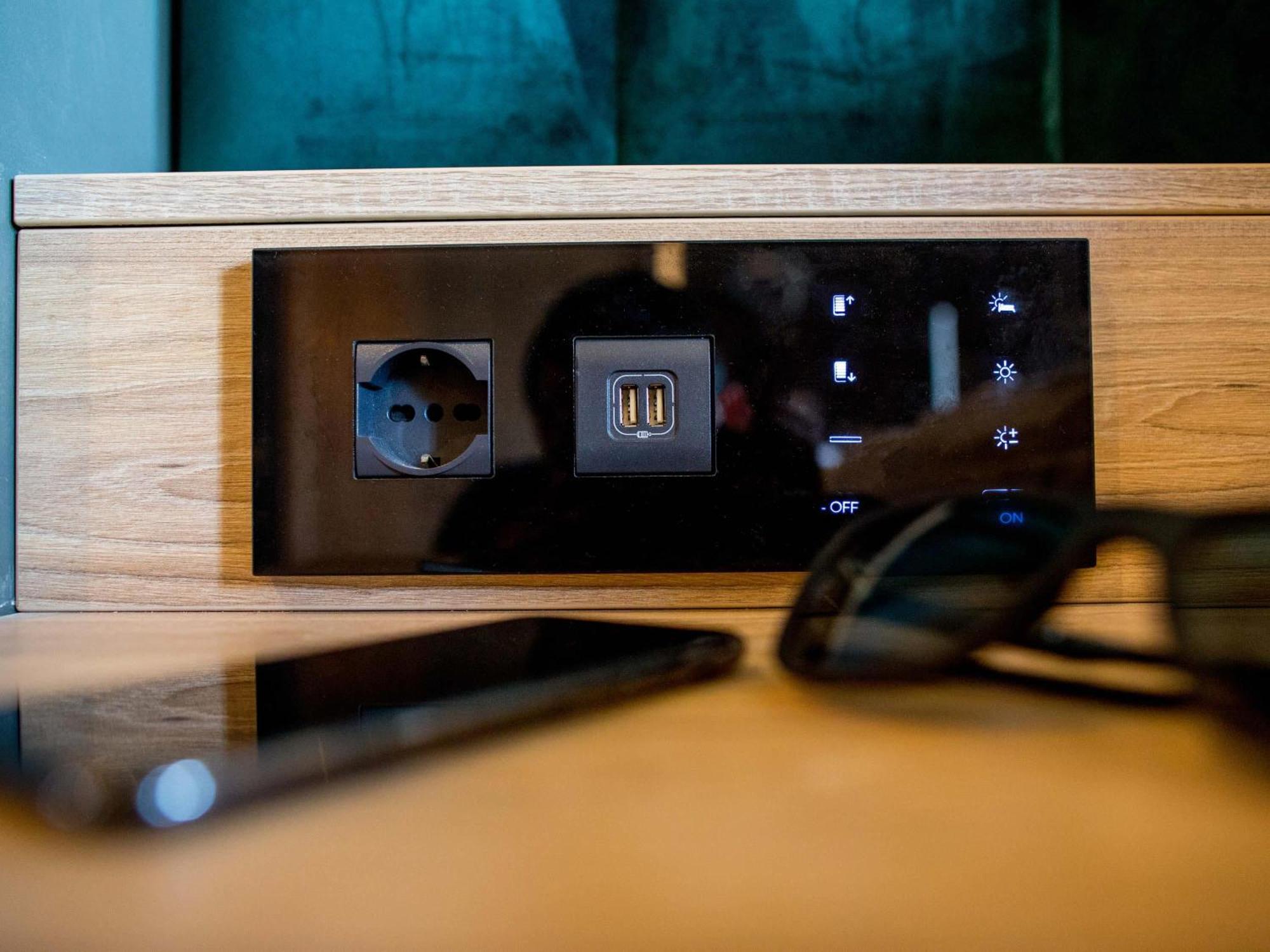 Privilege King Room with Sofa